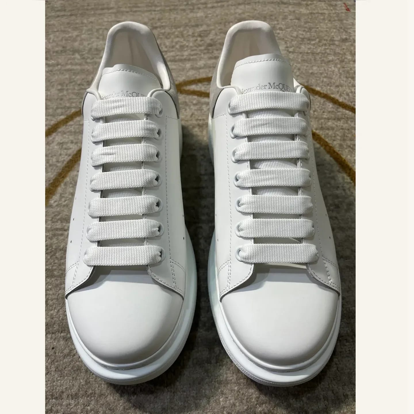 Alexander McQueen Oversized Sneaker 縮圖 3