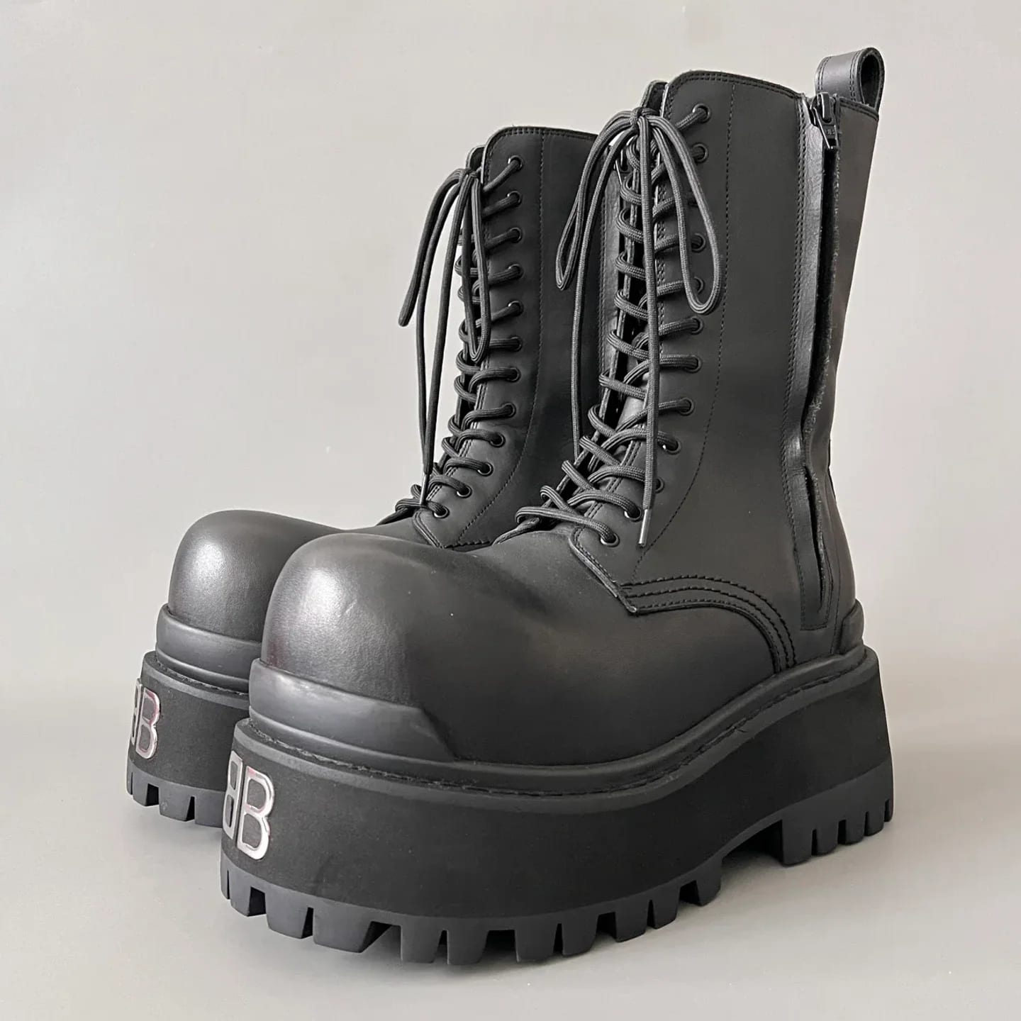 Balenciaga Giant Platform Boot 縮圖 1