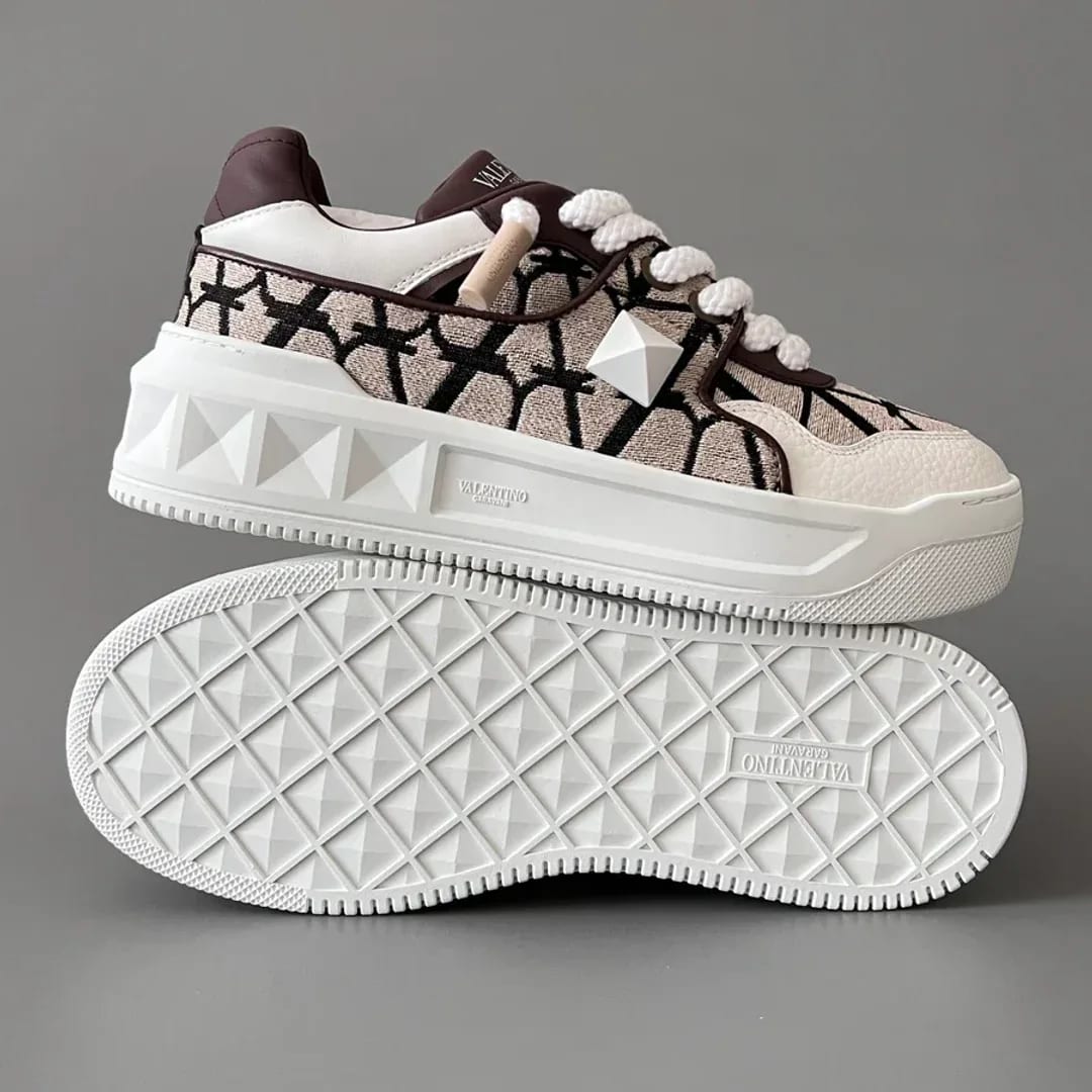 Valentino Garavani One Stud Sneaker 縮圖 4