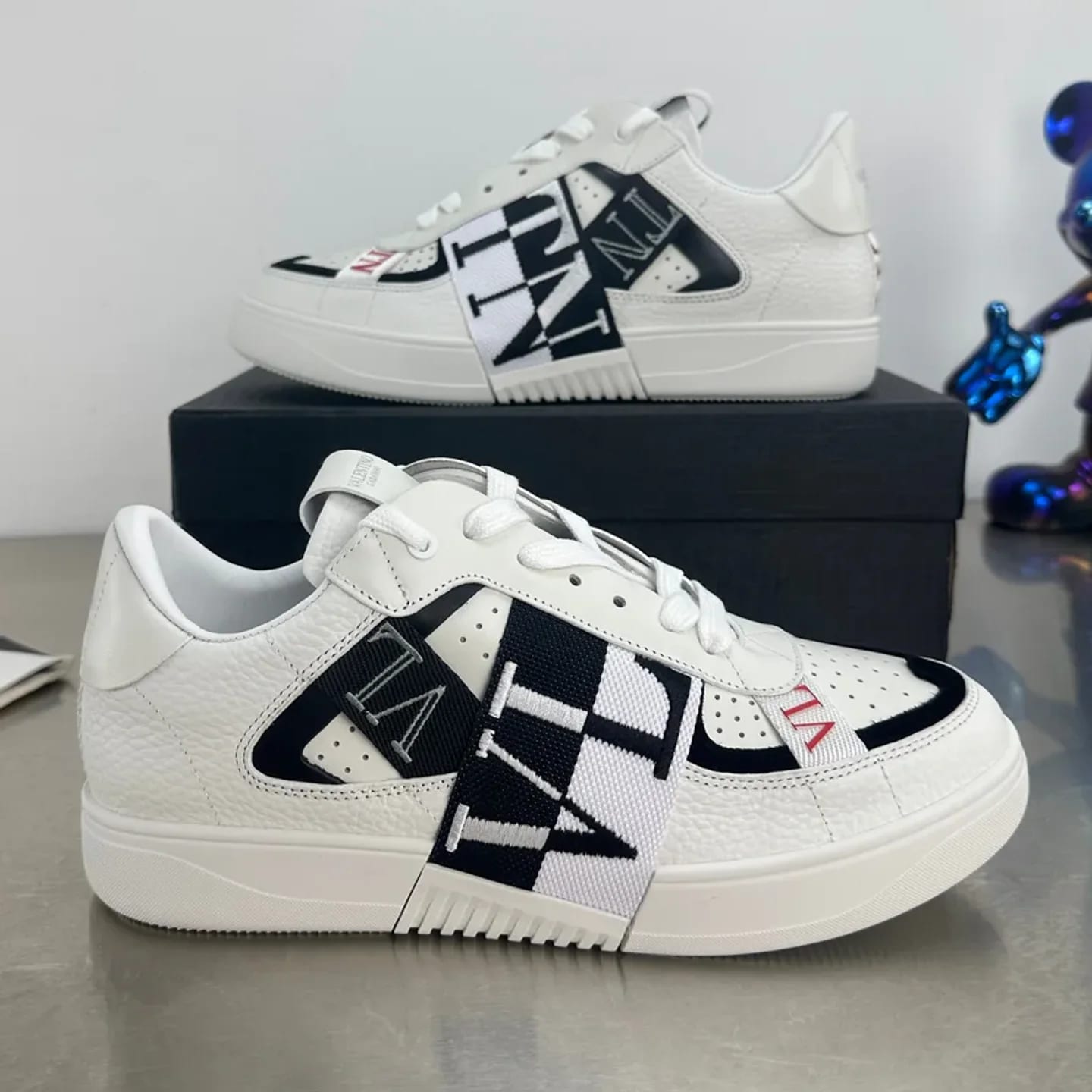 Valentino Garavani Open Low-top Sneaker 縮圖 4