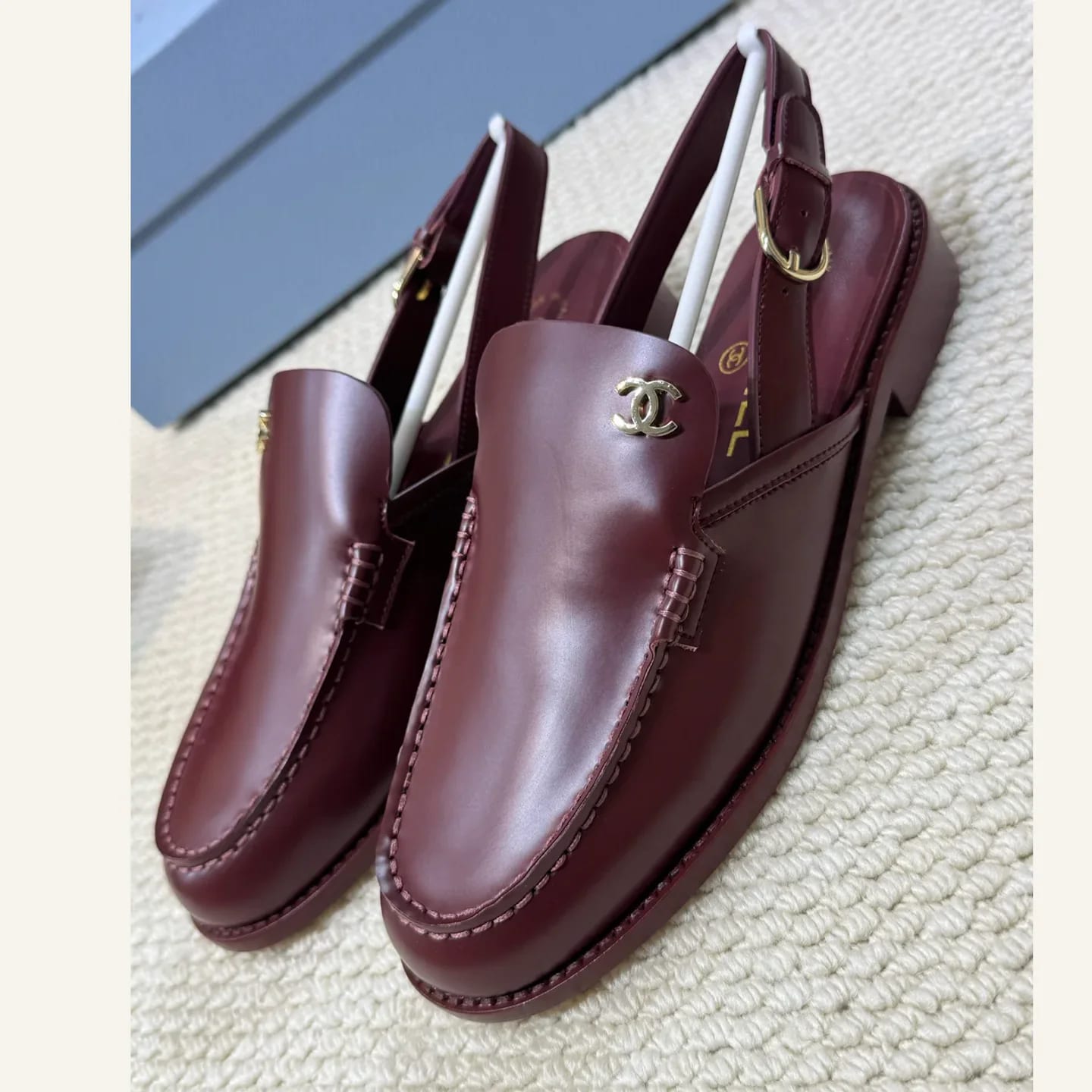 CHANEL CC Slingback Loafer 縮圖 1