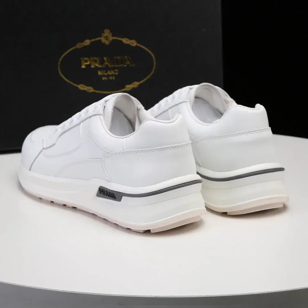 Prada Leather Low-top Sneaker 縮圖 4