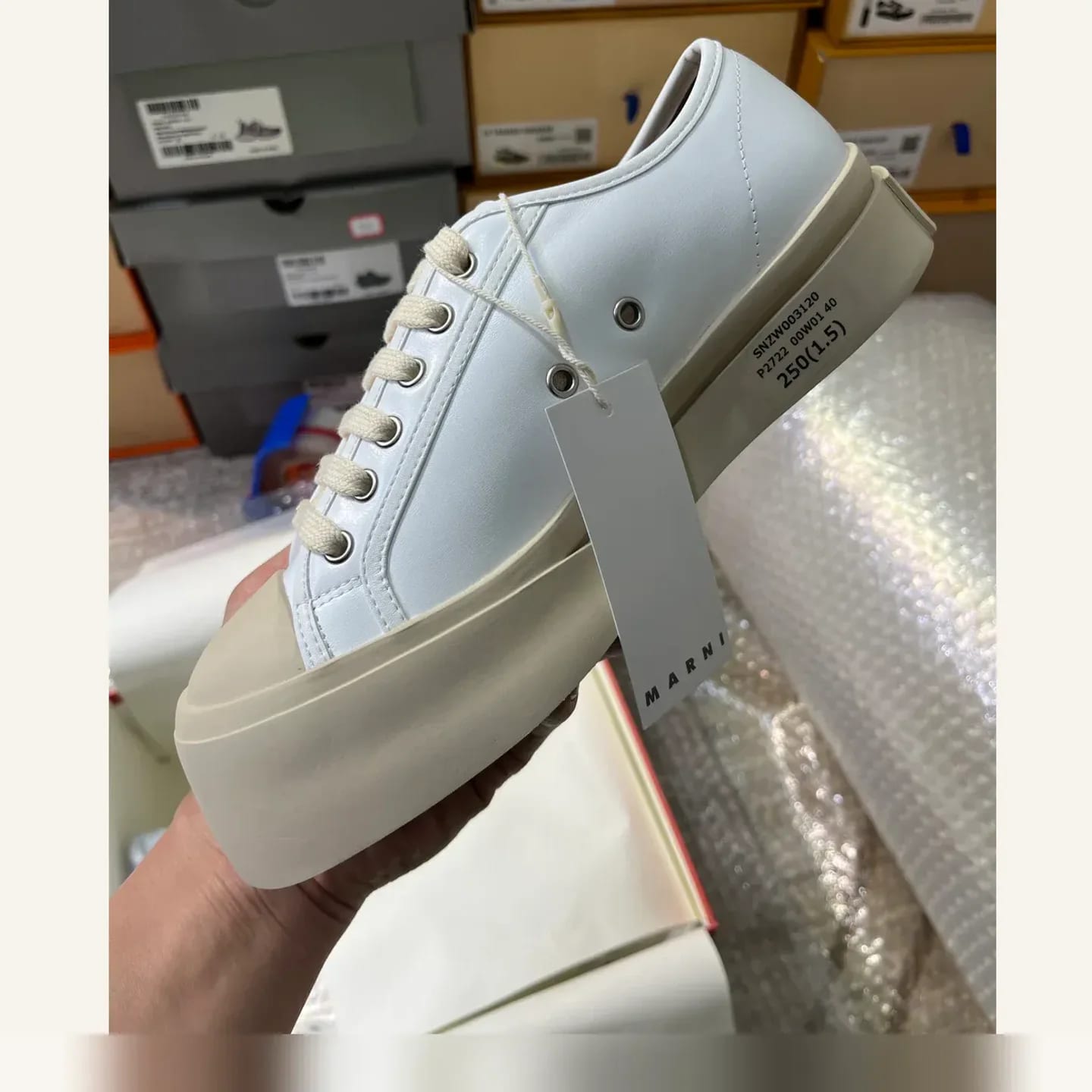 Valentino Garavani Platform Low-top Sneaker 縮圖 1