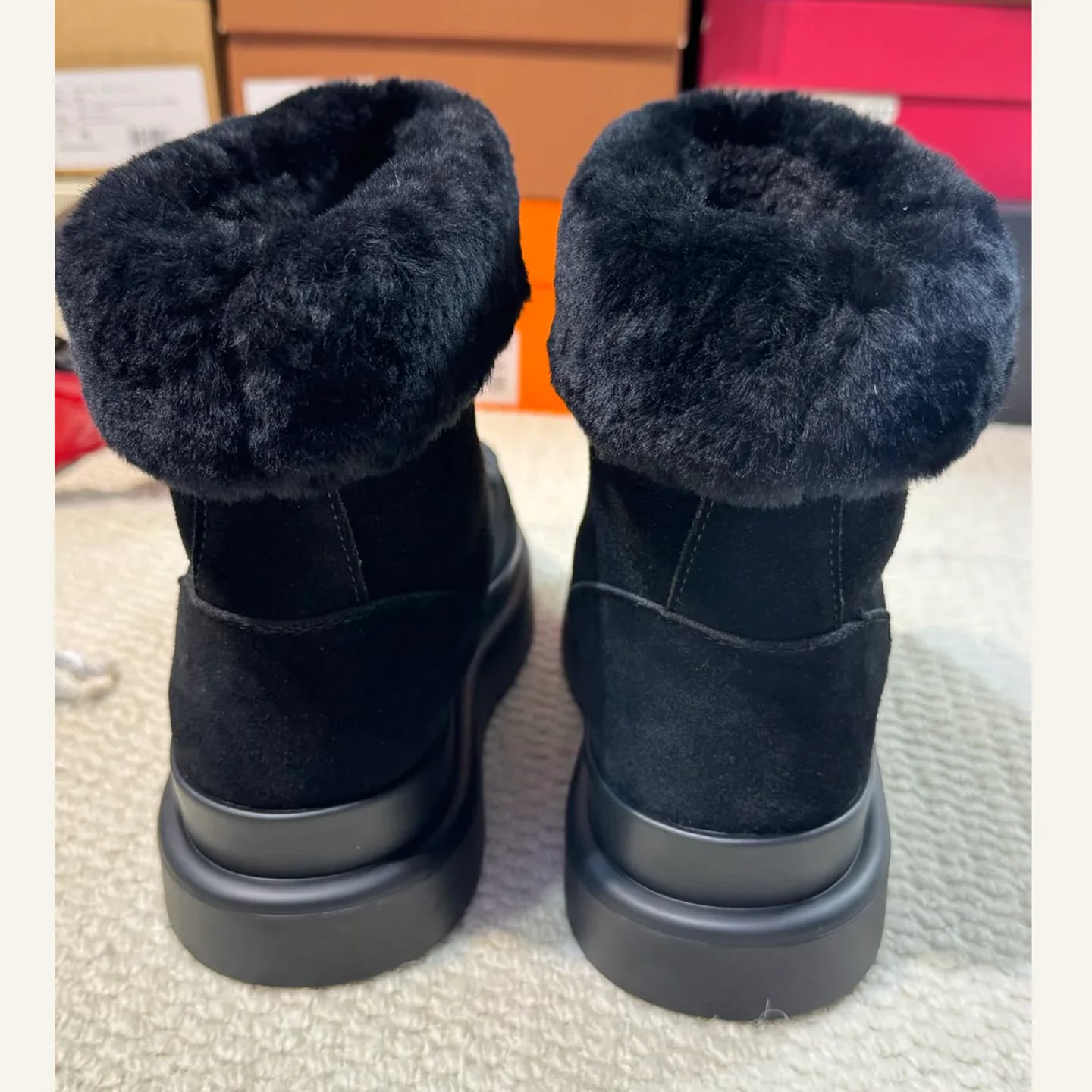 Louis Vuitton Monogram Shearling Ankle Boot 縮圖 3