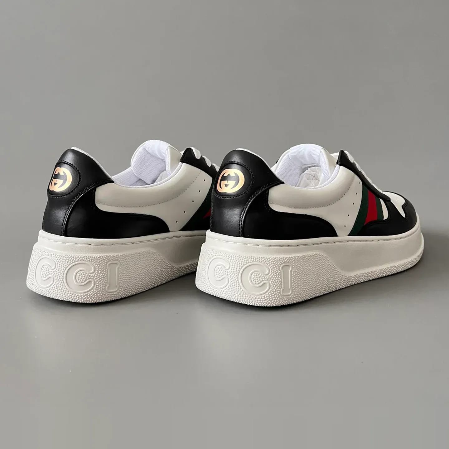 Gucci Chunky Sneaker with GG 縮圖 2