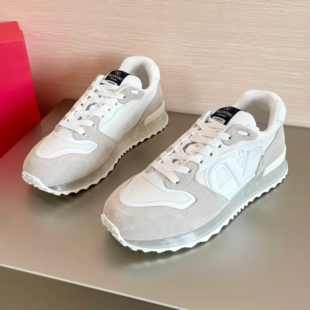 Valentino Garavani VLogo Air-cushion Sneaker 縮圖 1