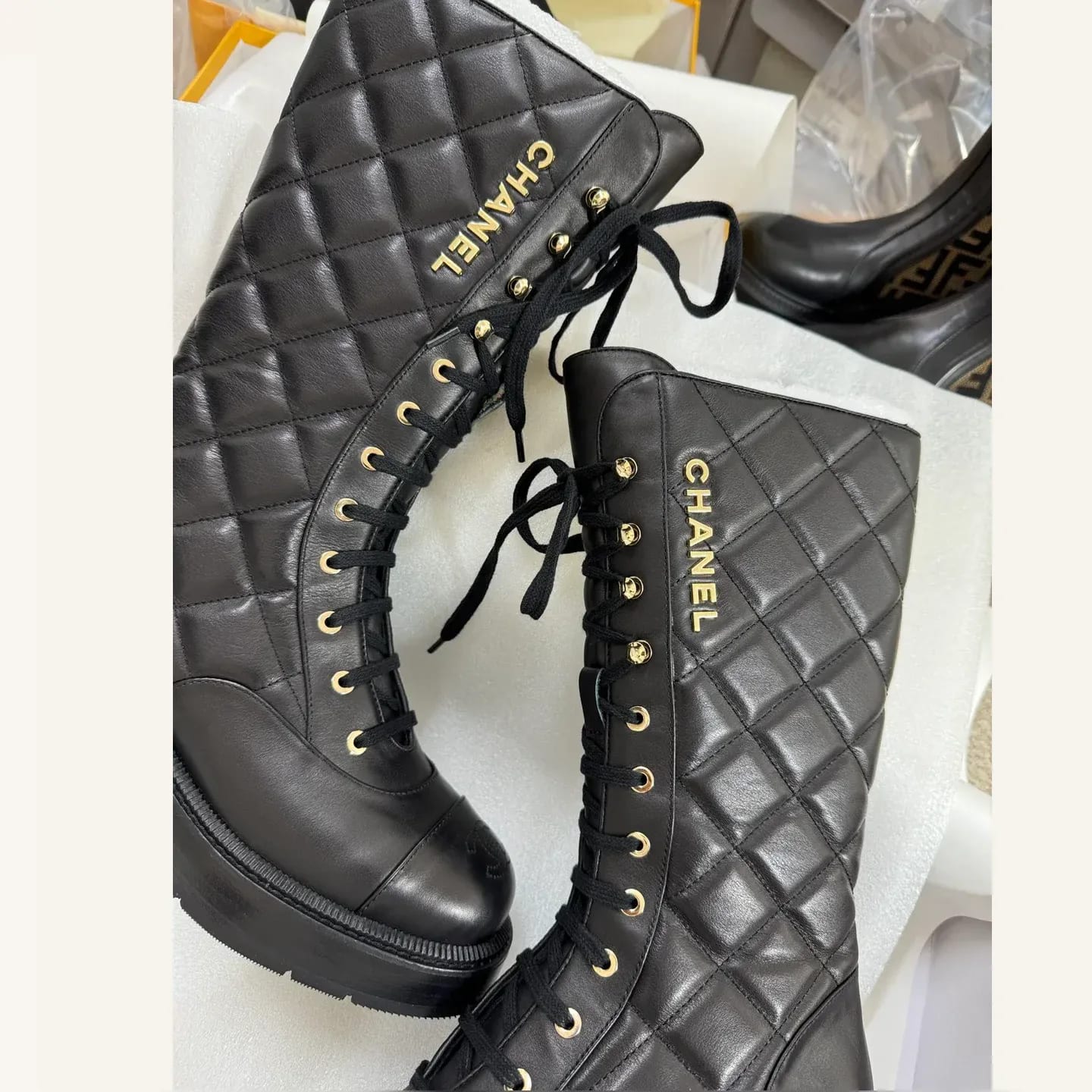 CHANEL CC Lace-up Combat Boot 縮圖 3