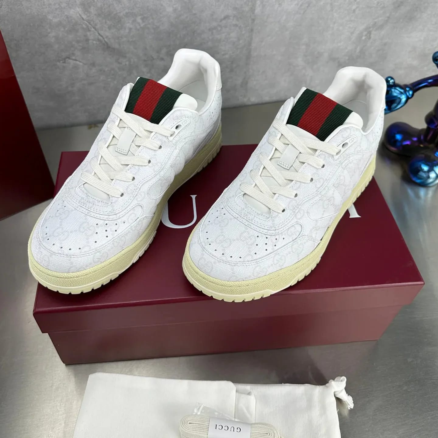 Gucci Distressed Basketball Sneaker 縮圖 2