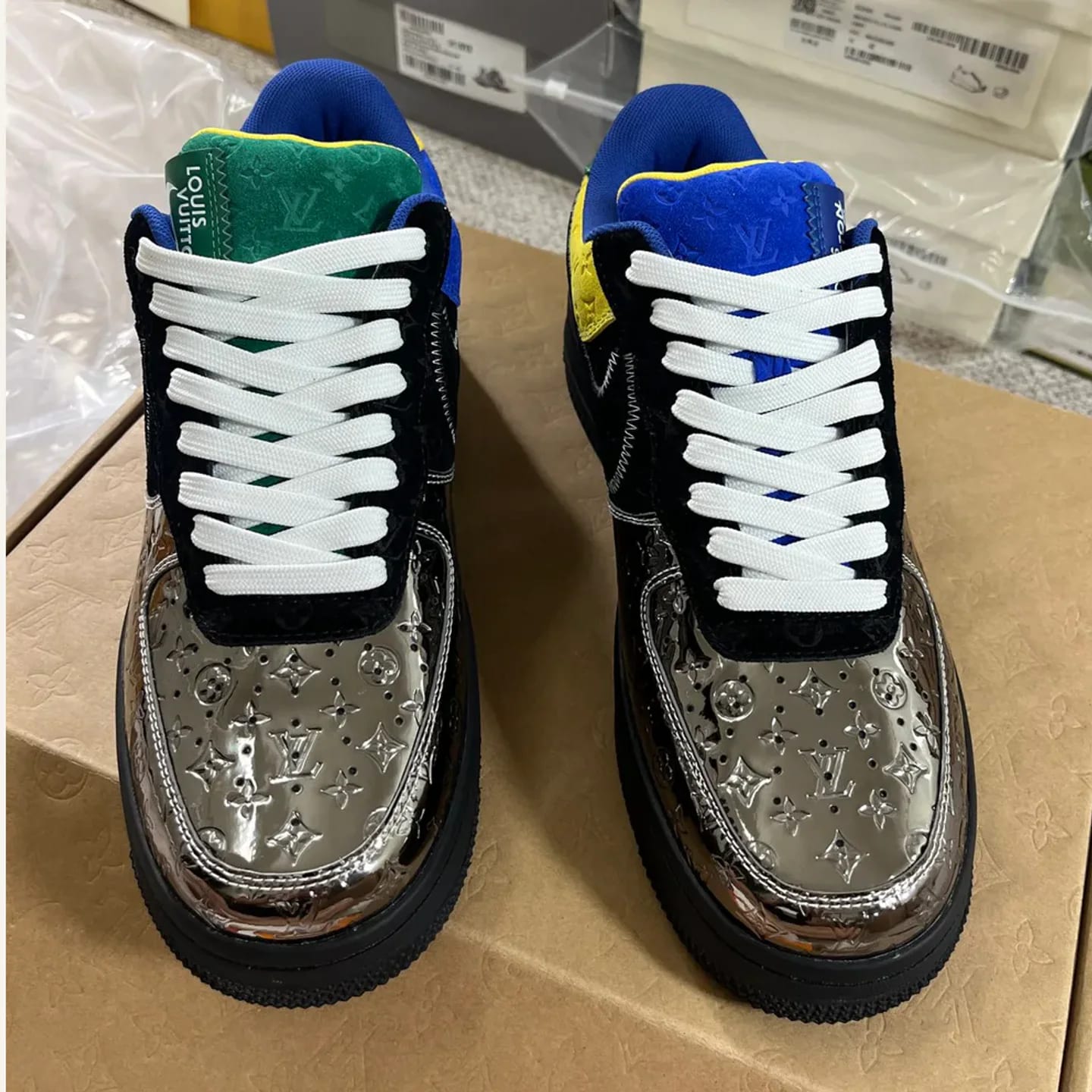 Louis Vuitton x Nike Air Force 1 Low 縮圖 2
