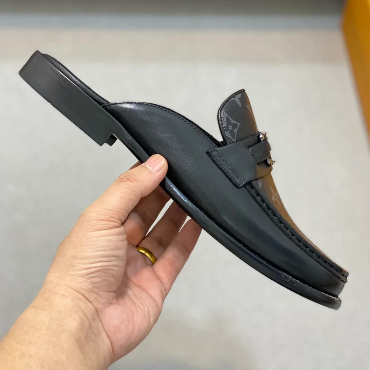 Louis Vuitton Backless Major Loafer 縮圖 4