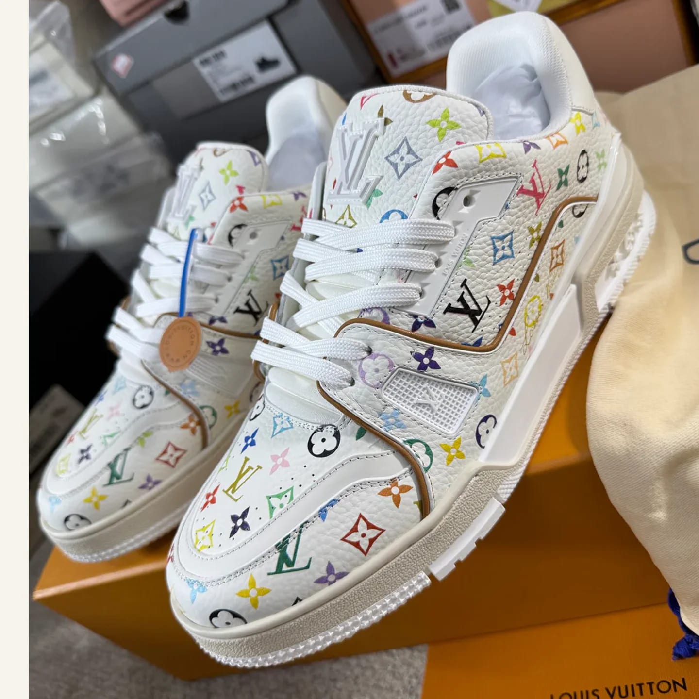 Louis Vuitton x Takashi Murakami LV Trainer Sneaker 縮圖 1
