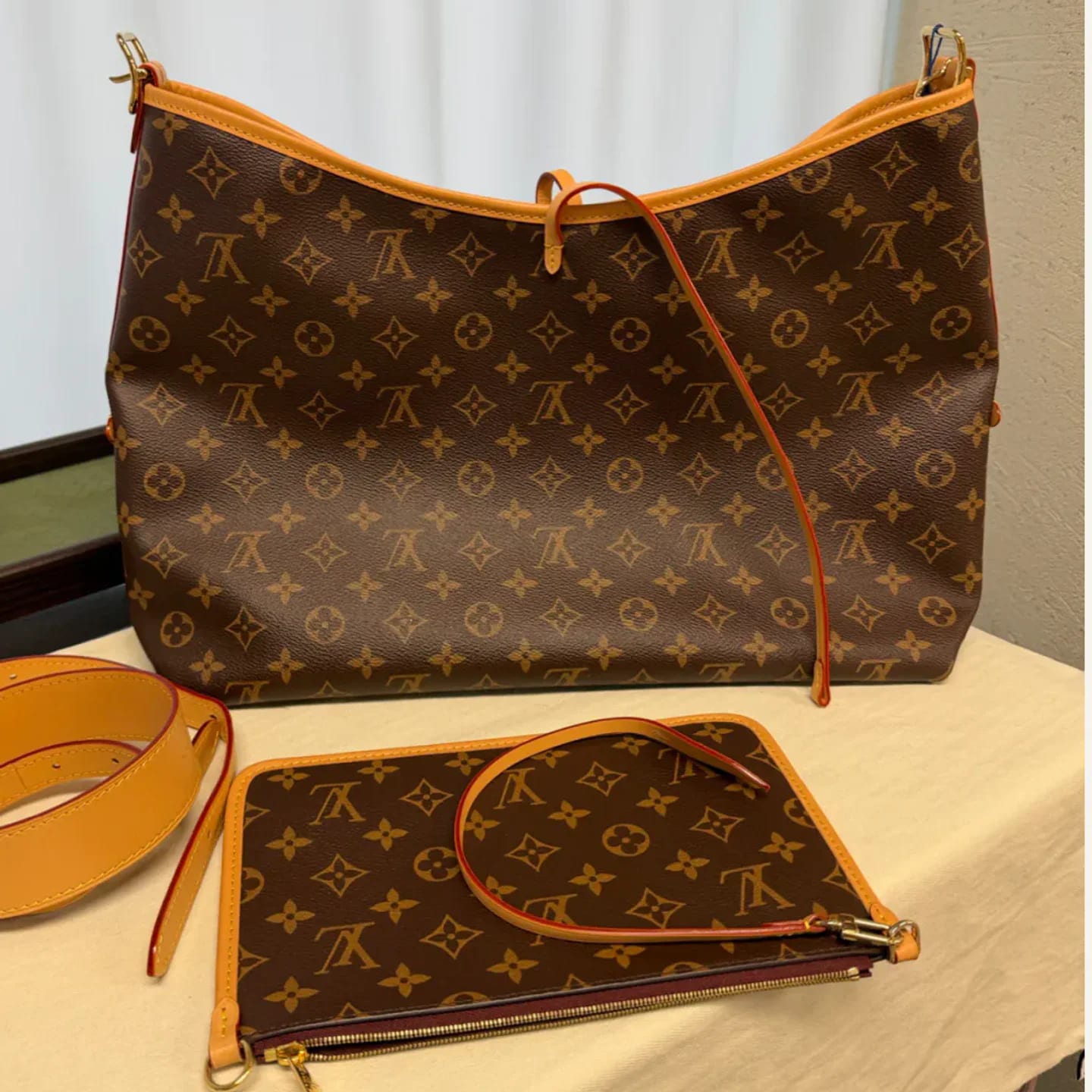 Louis Vuitton CarryAll MM 縮圖 2