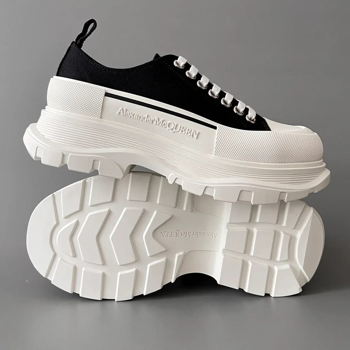 McQueen Tread Slick Lace-Up 縮圖 4