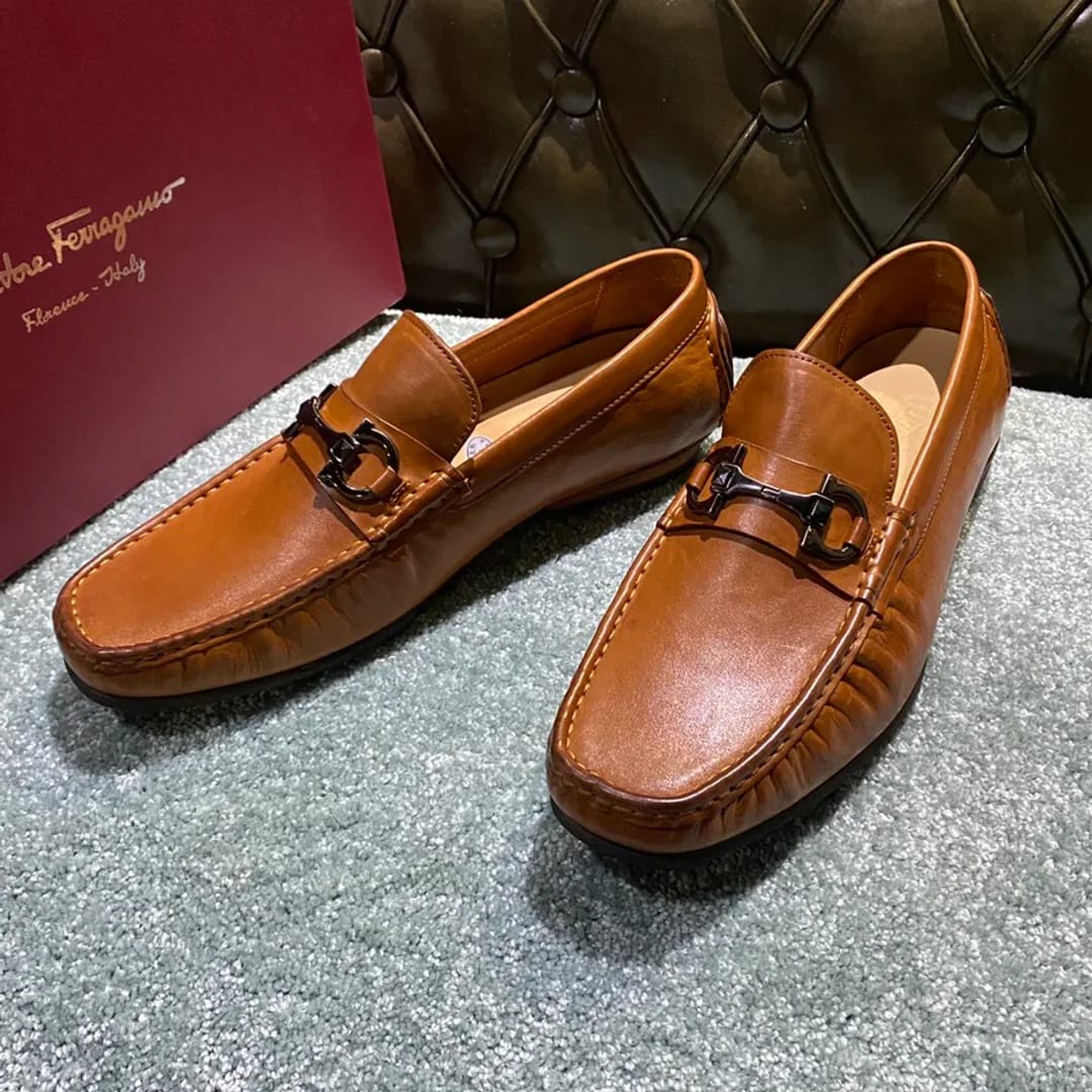 Ferragamo Washed-leather Loafer 縮圖 2