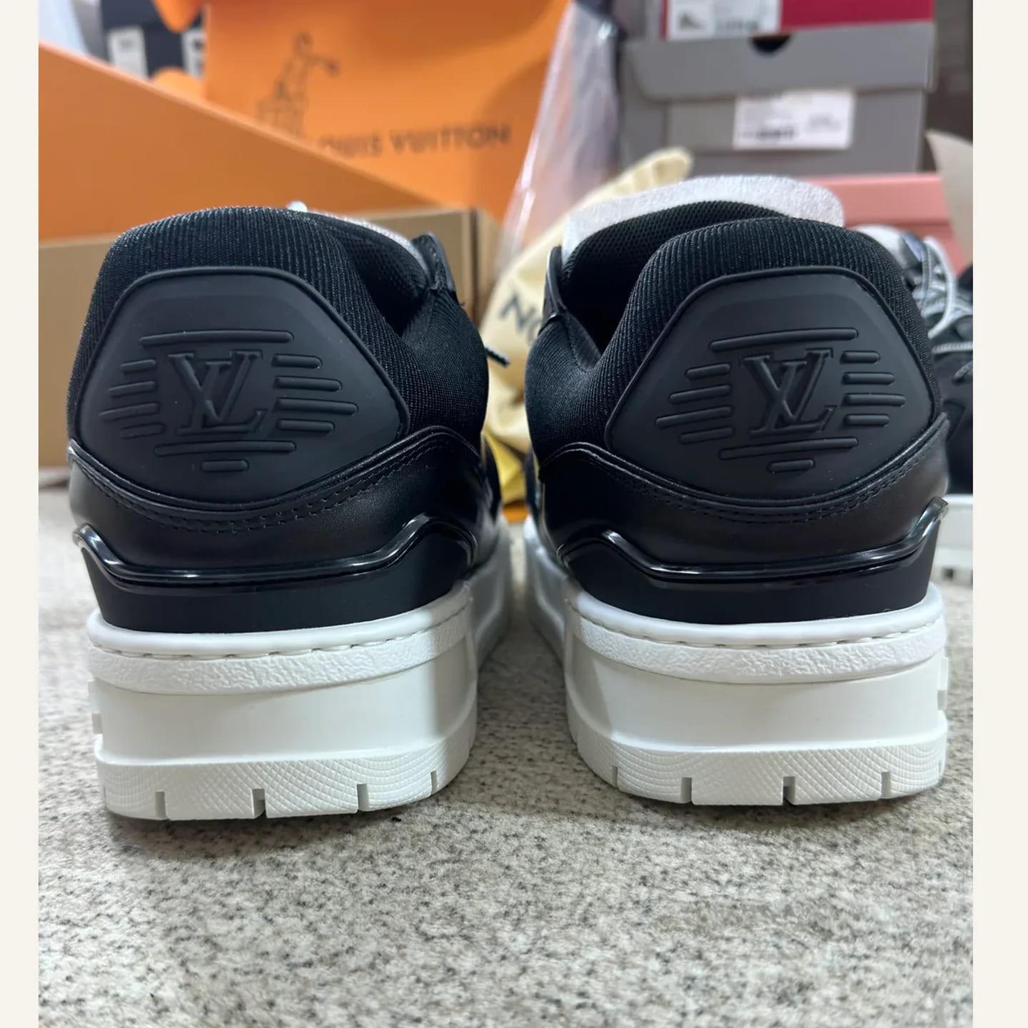 Louis Vuitton LV Trainer Sneaker 縮圖 4