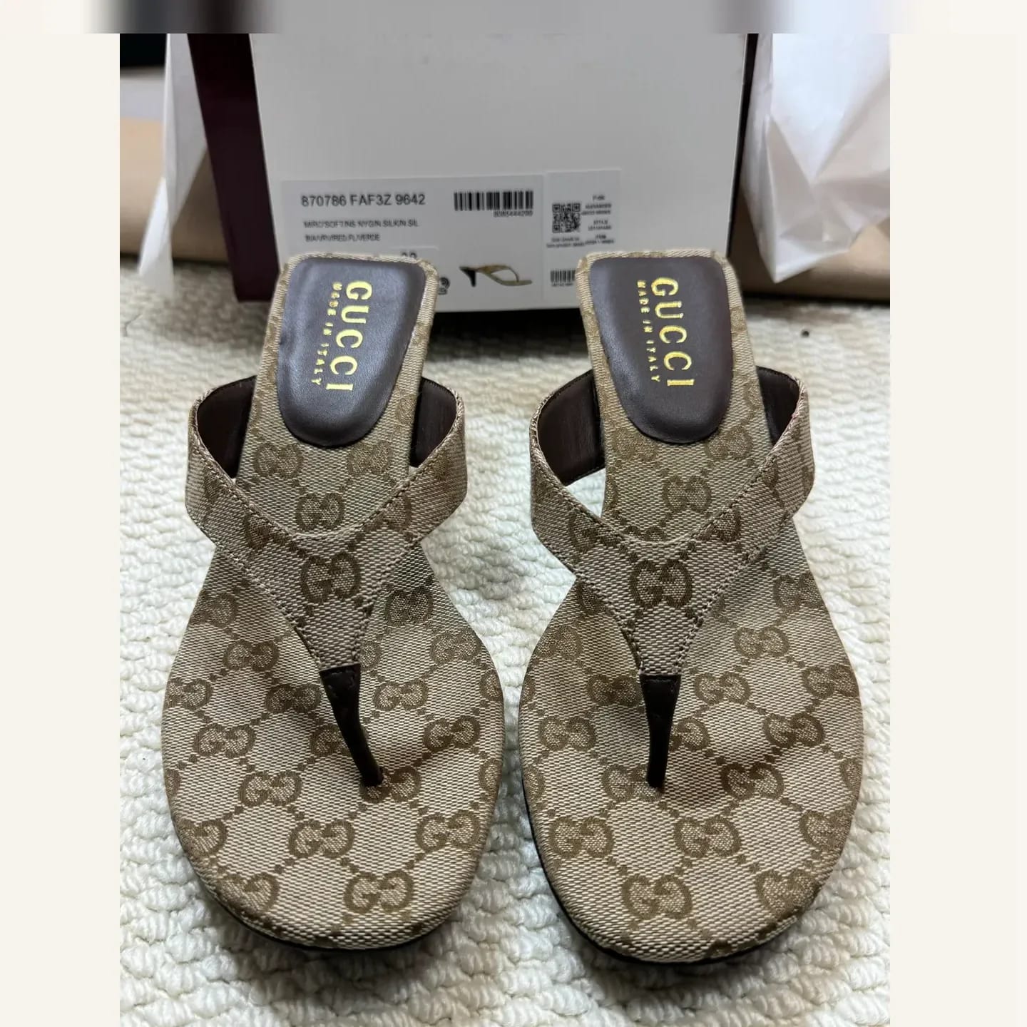 Gucci GG Supreme Thong Sandal 縮圖 3