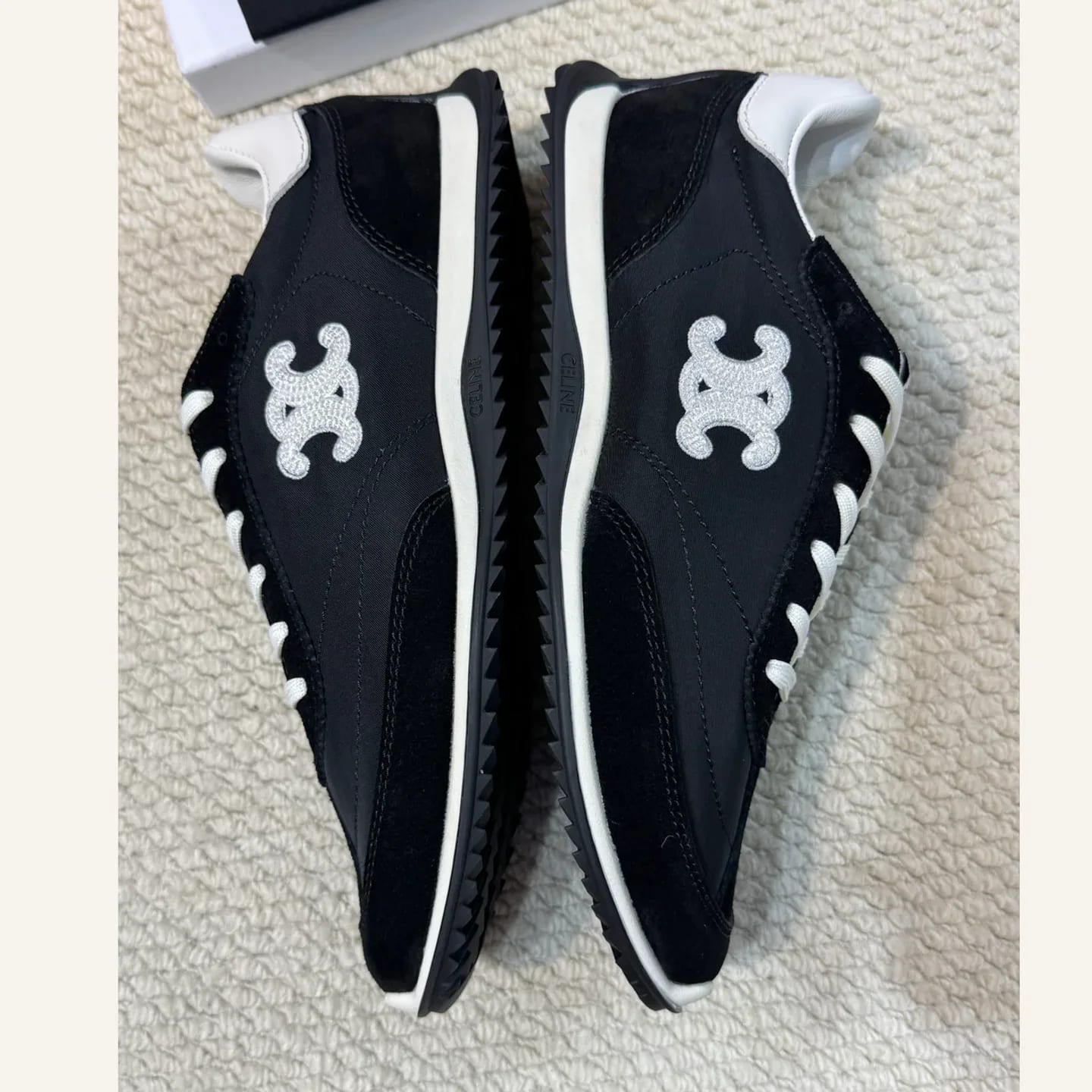 CELINE Triomphe Low-top Sneaker 縮圖 3