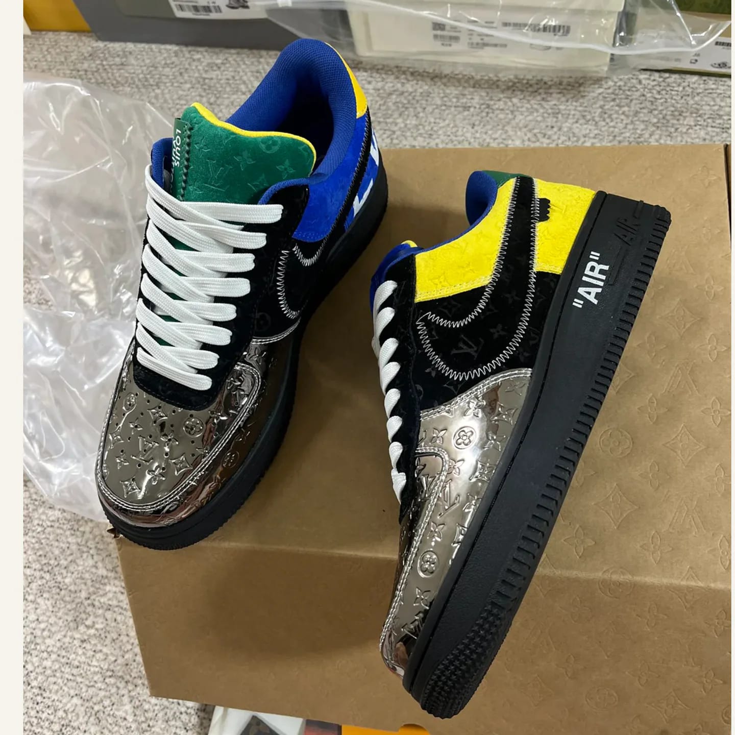 Louis Vuitton x Nike Air Force 1 Low 縮圖 3