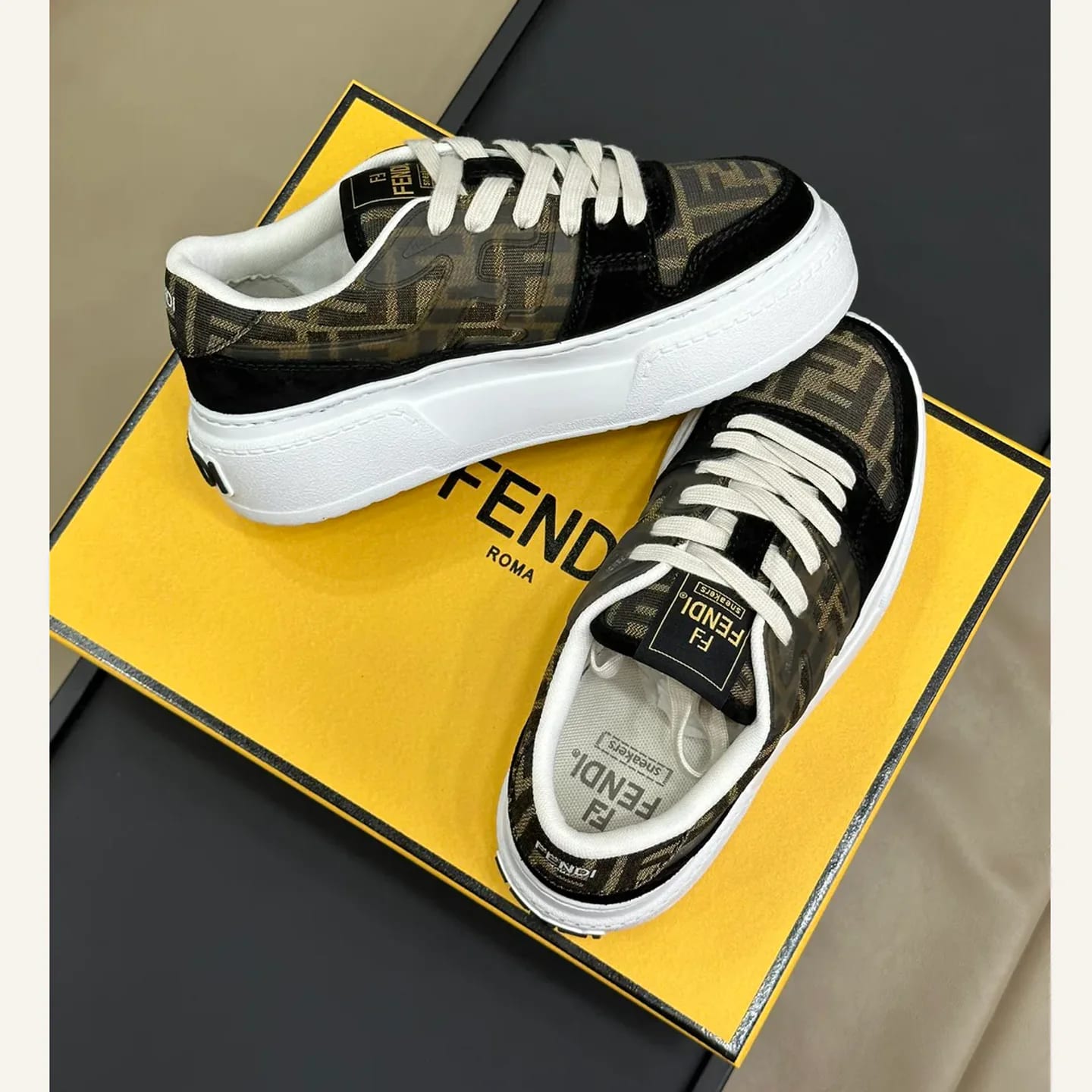 Fendi Match Sneaker 縮圖 3