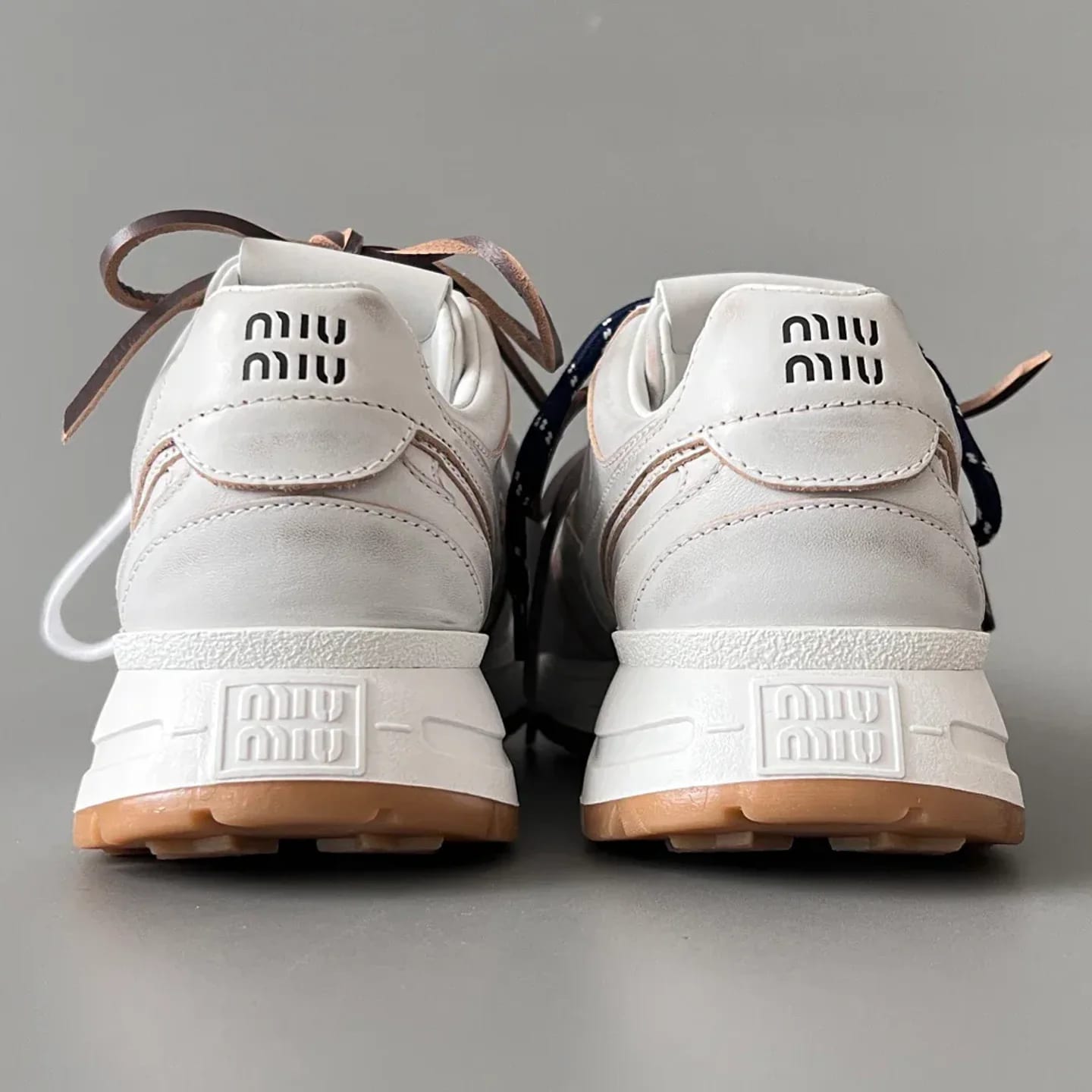 Miu Miu Leather Sneakers 縮圖 3