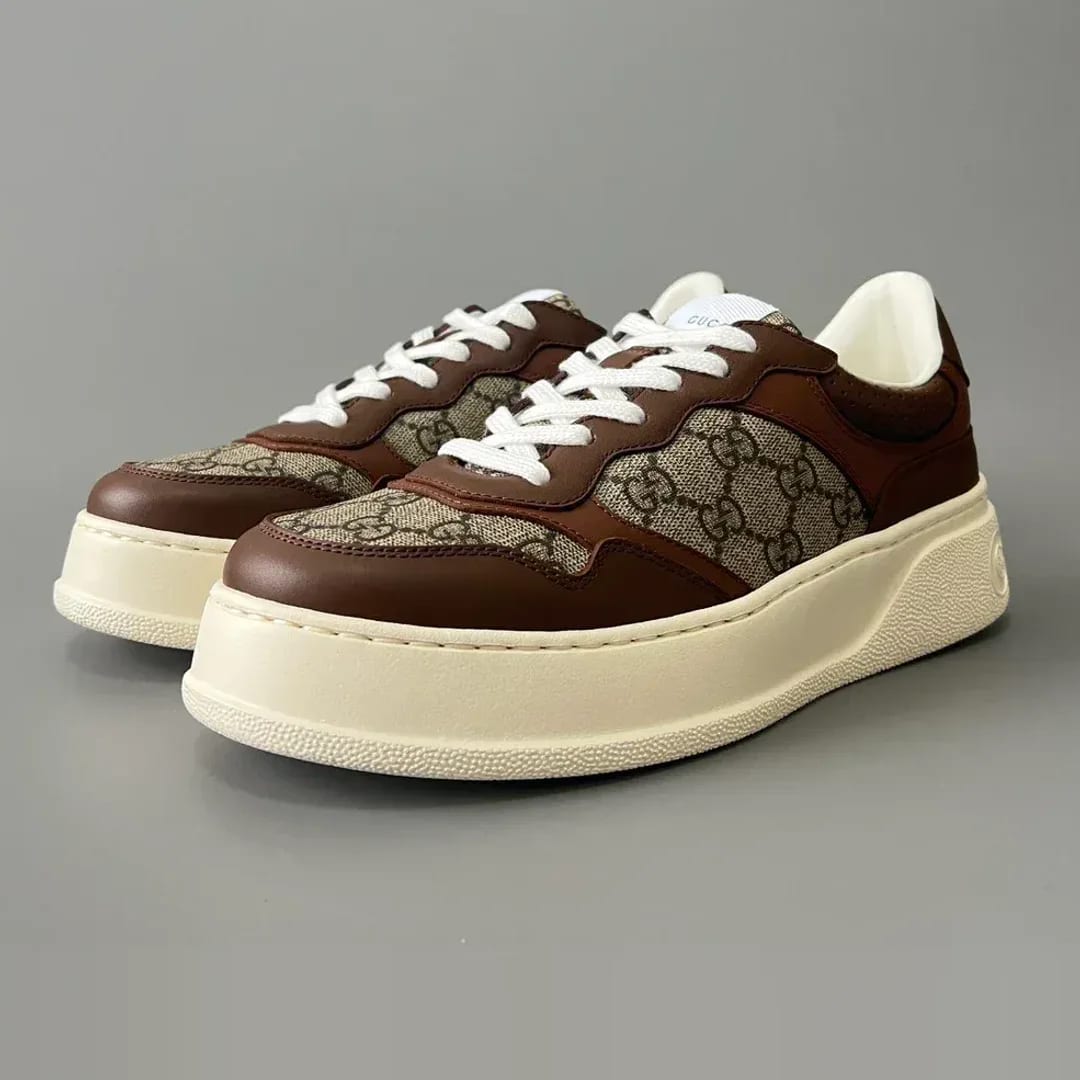 Gucci Chunky Sneaker with GG 縮圖 1