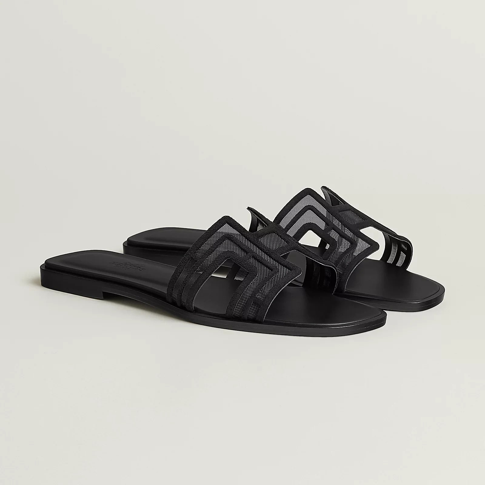 Hermès Oran 黑色網面涼鞋