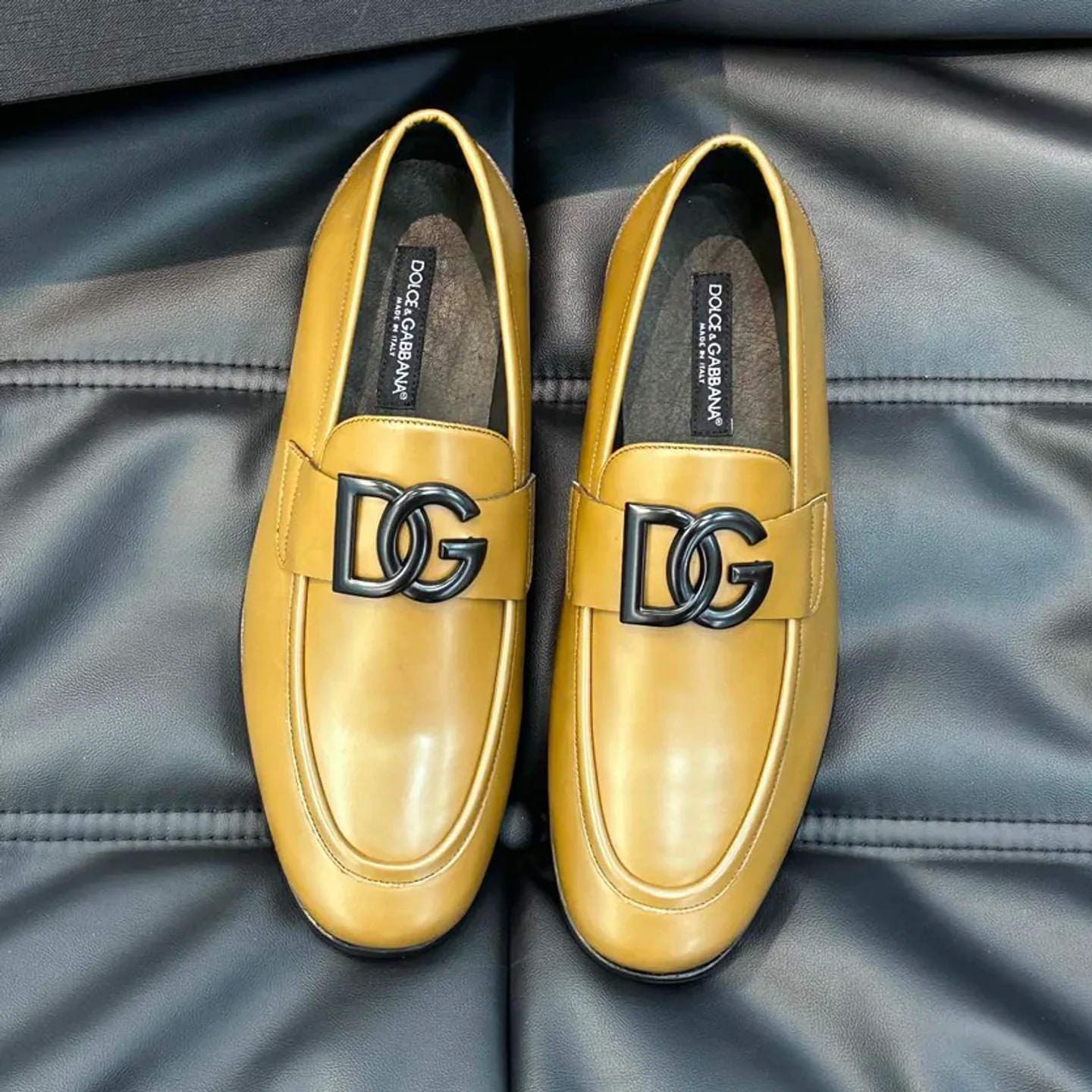 Dolce & Gabbana DG Logo Loafer