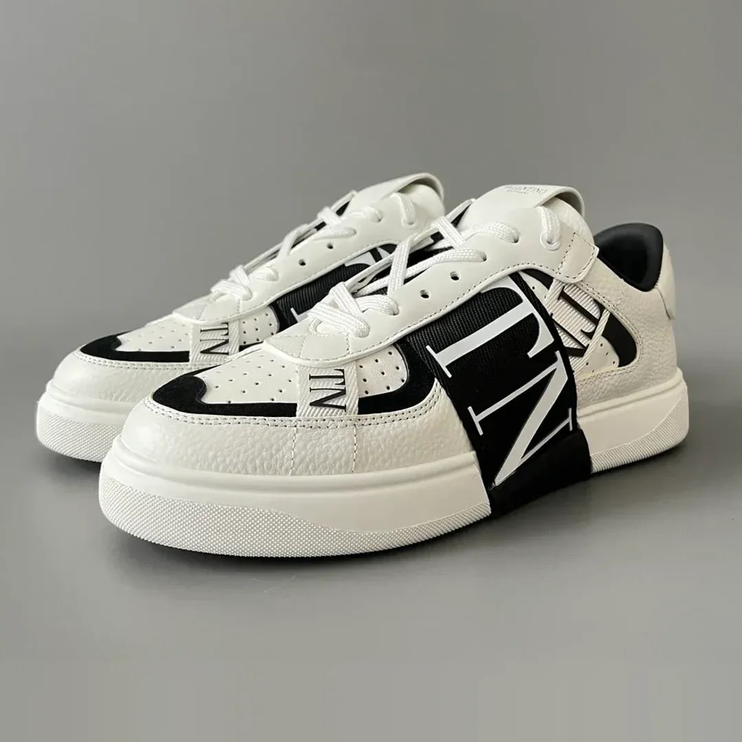 Valentino Garavani Low-Top Calfskin VL7N Sneaker With Bands