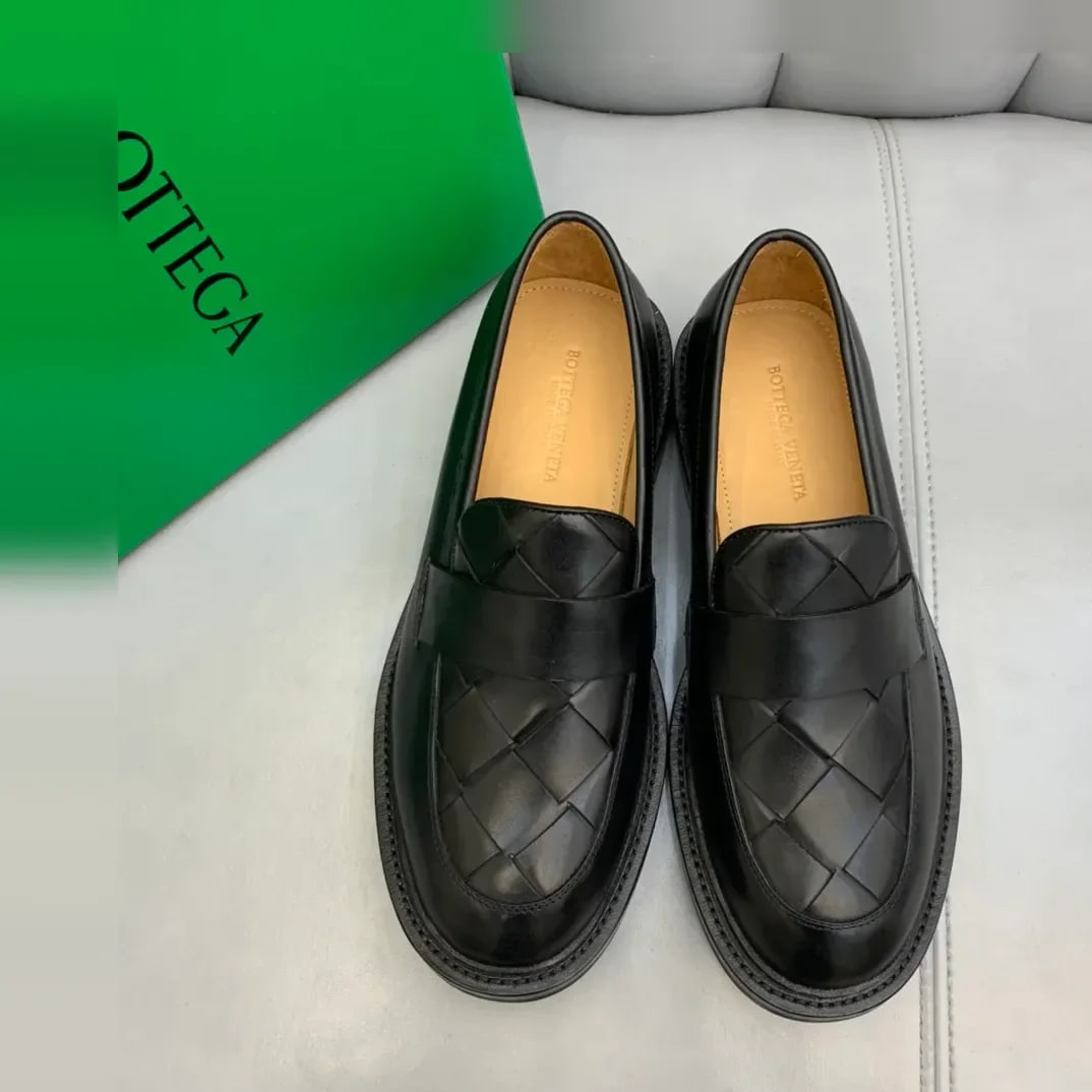 Bottega Veneta Intrecciato Derby