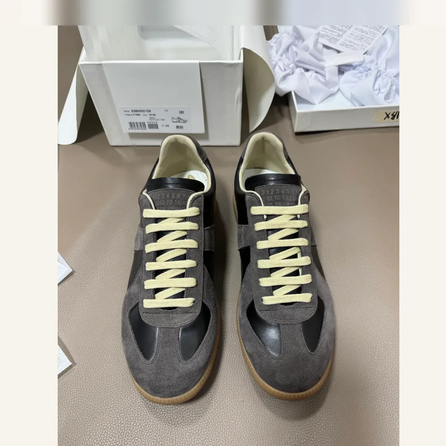 Maison Margiela Replica Sneaker