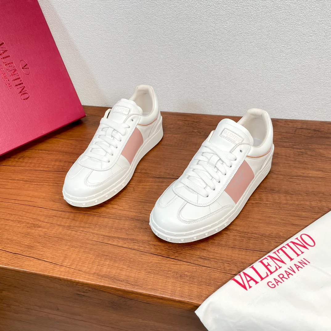Valentino Garavani Upvillage Sneaker