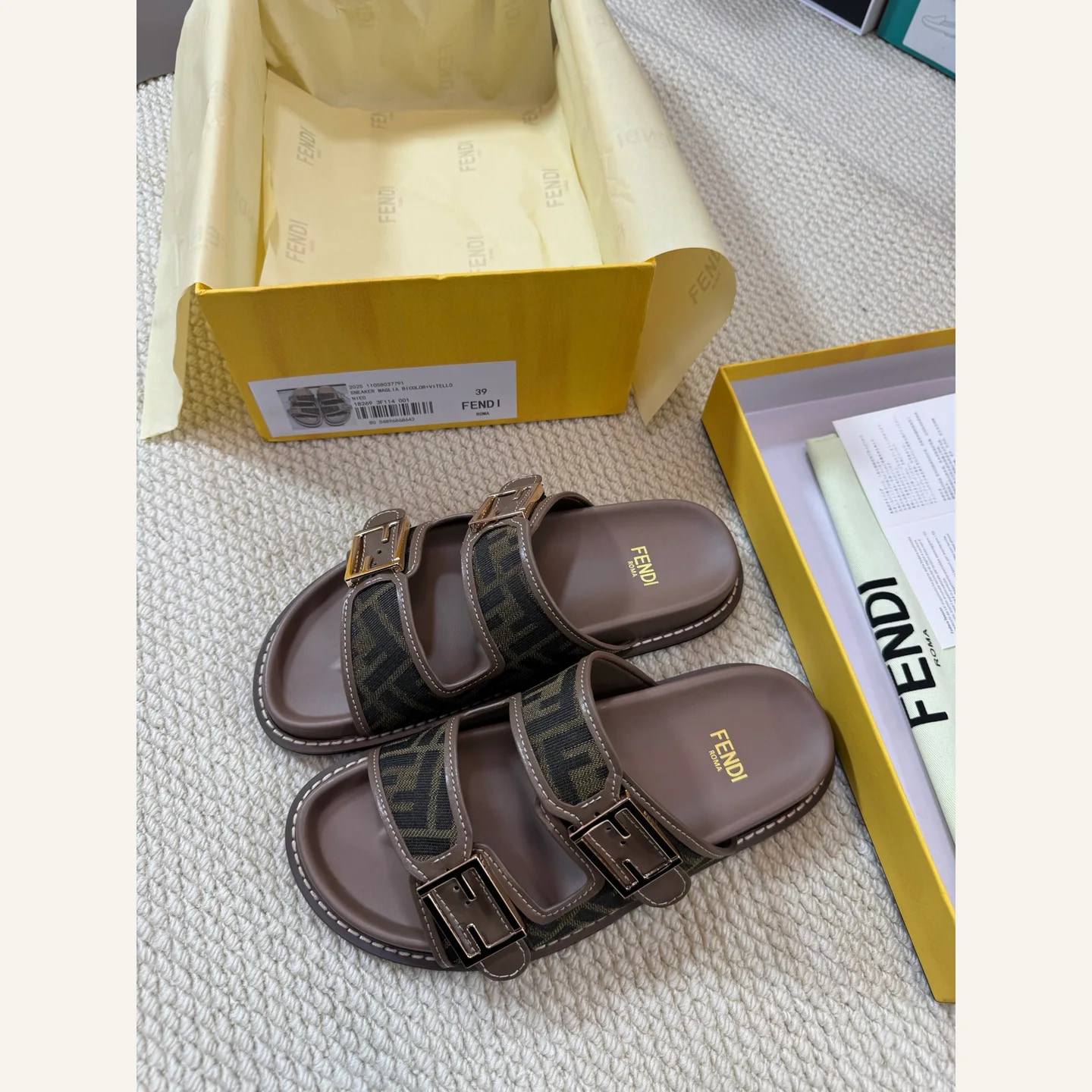 Fendi FF-logo Sandal