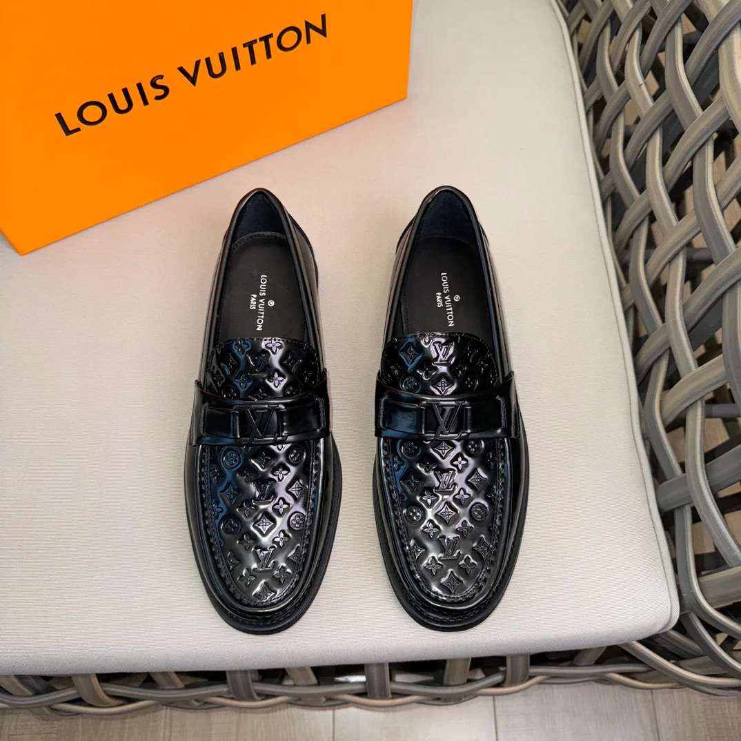 Louis Vuitton Major Loafer