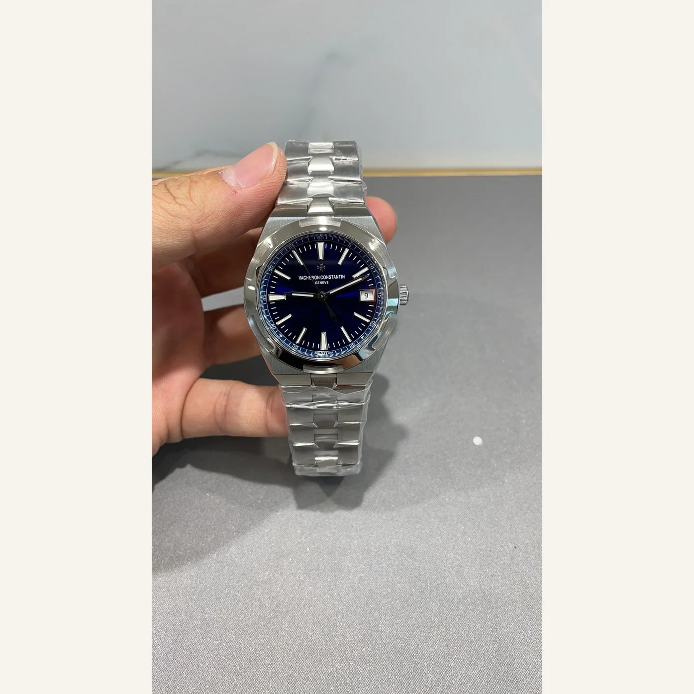 Vacheron Constantin Overseas