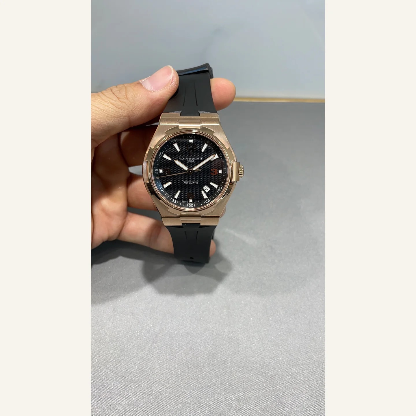 Vacheron Constantin Overseas