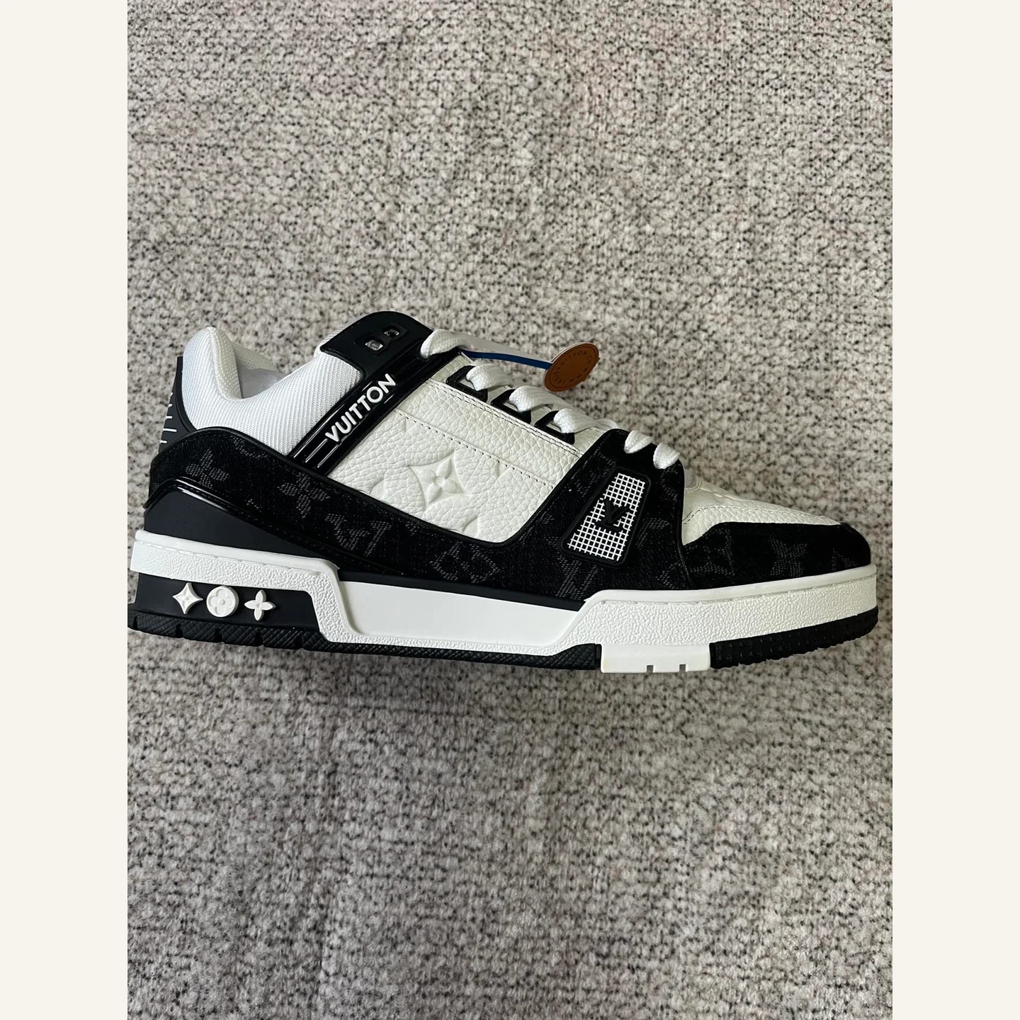 Louis Vuitton LV Trainer Sneaker