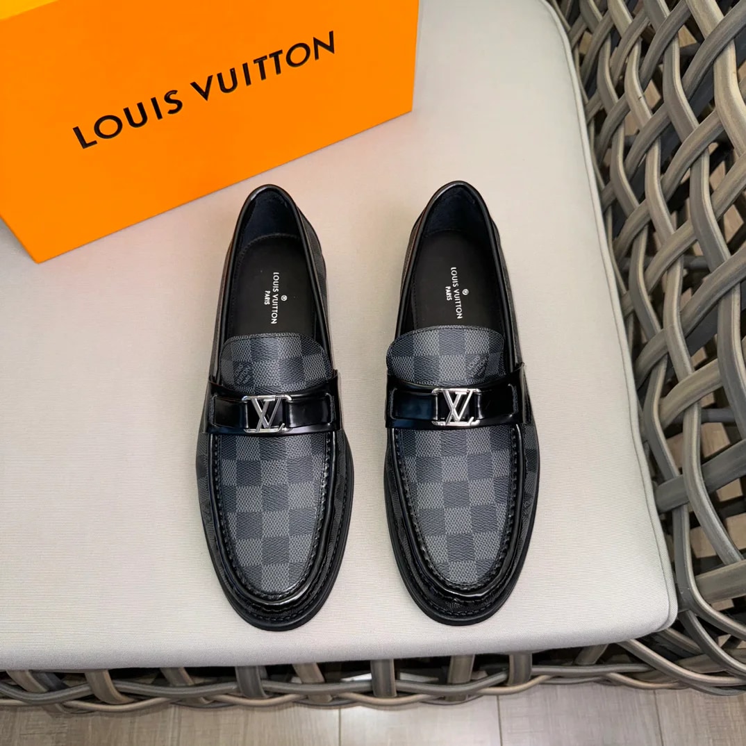 Louis Vuitton Major Loafer