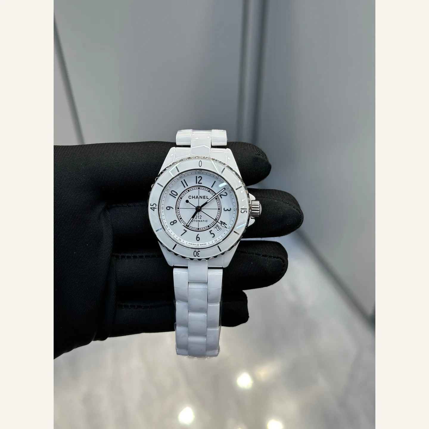 CHANEL J12
