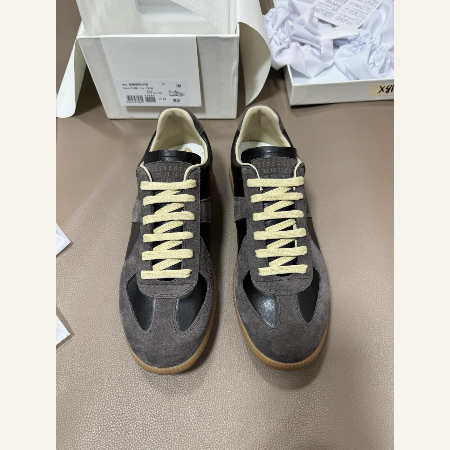 Maison Margiela Replica Sneaker