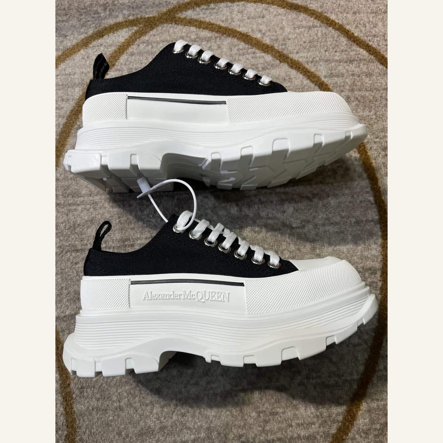 Alexander McQueen Tread Slick Sneaker