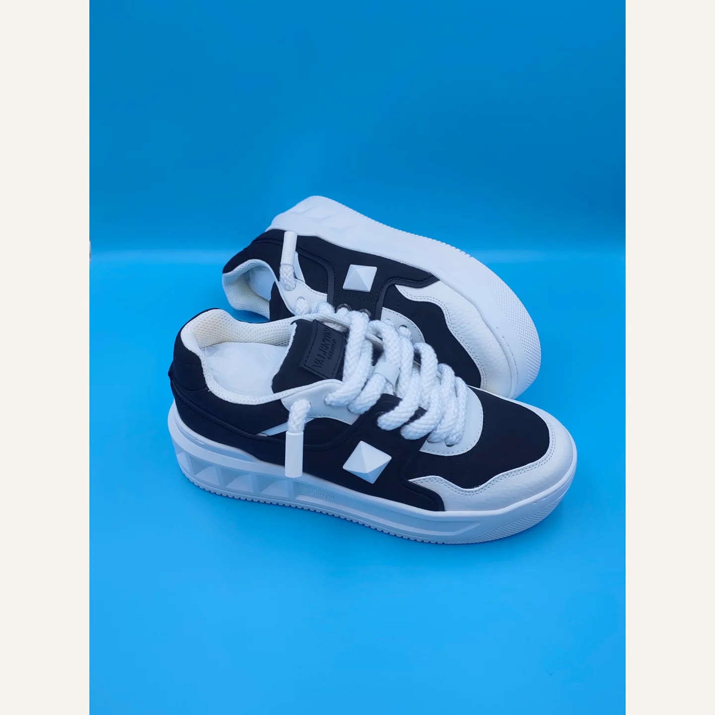 Valentino Garavani Open Sneaker
