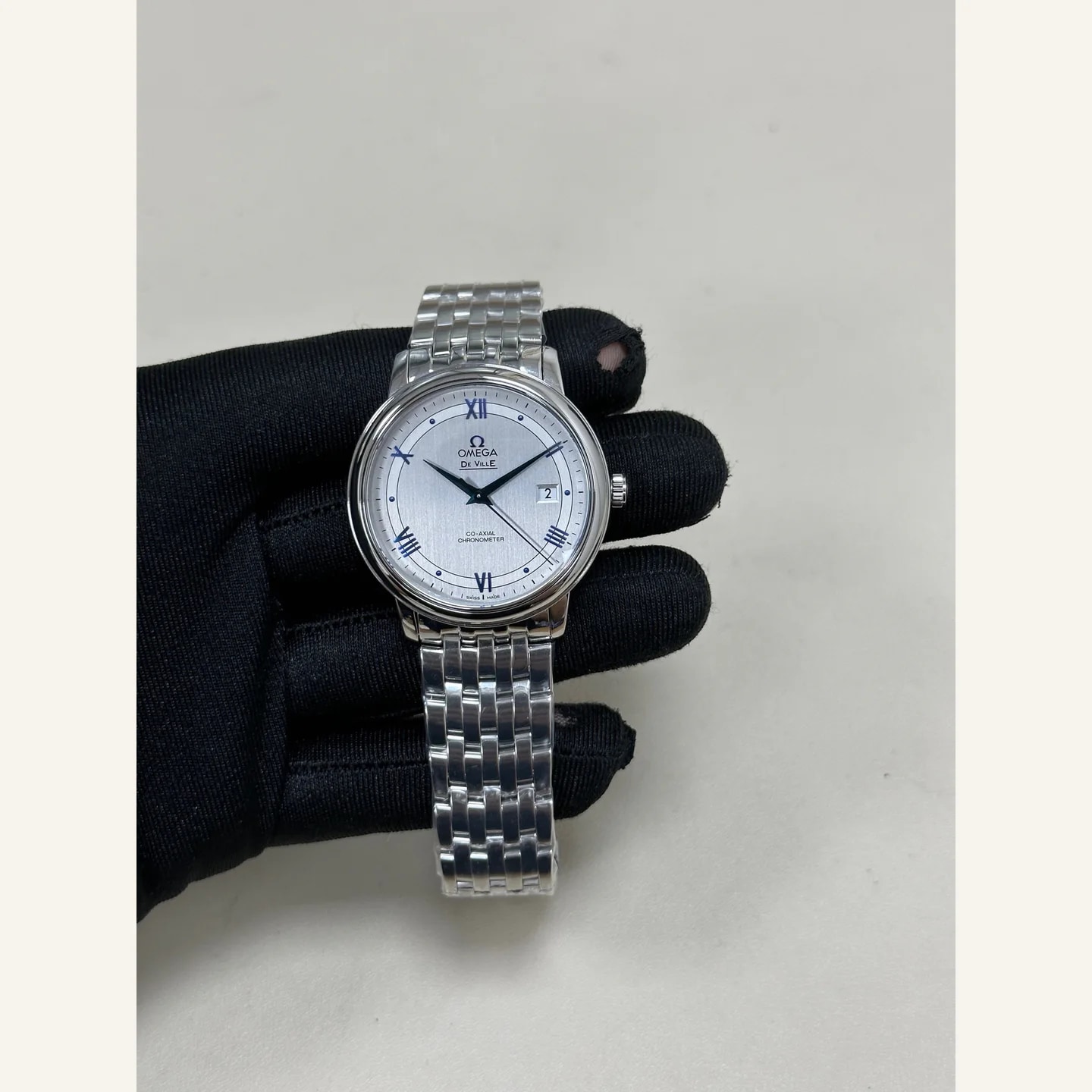 Omega De Ville