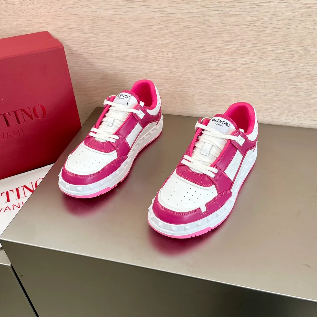 Valentino Garavani Freedots Sneaker