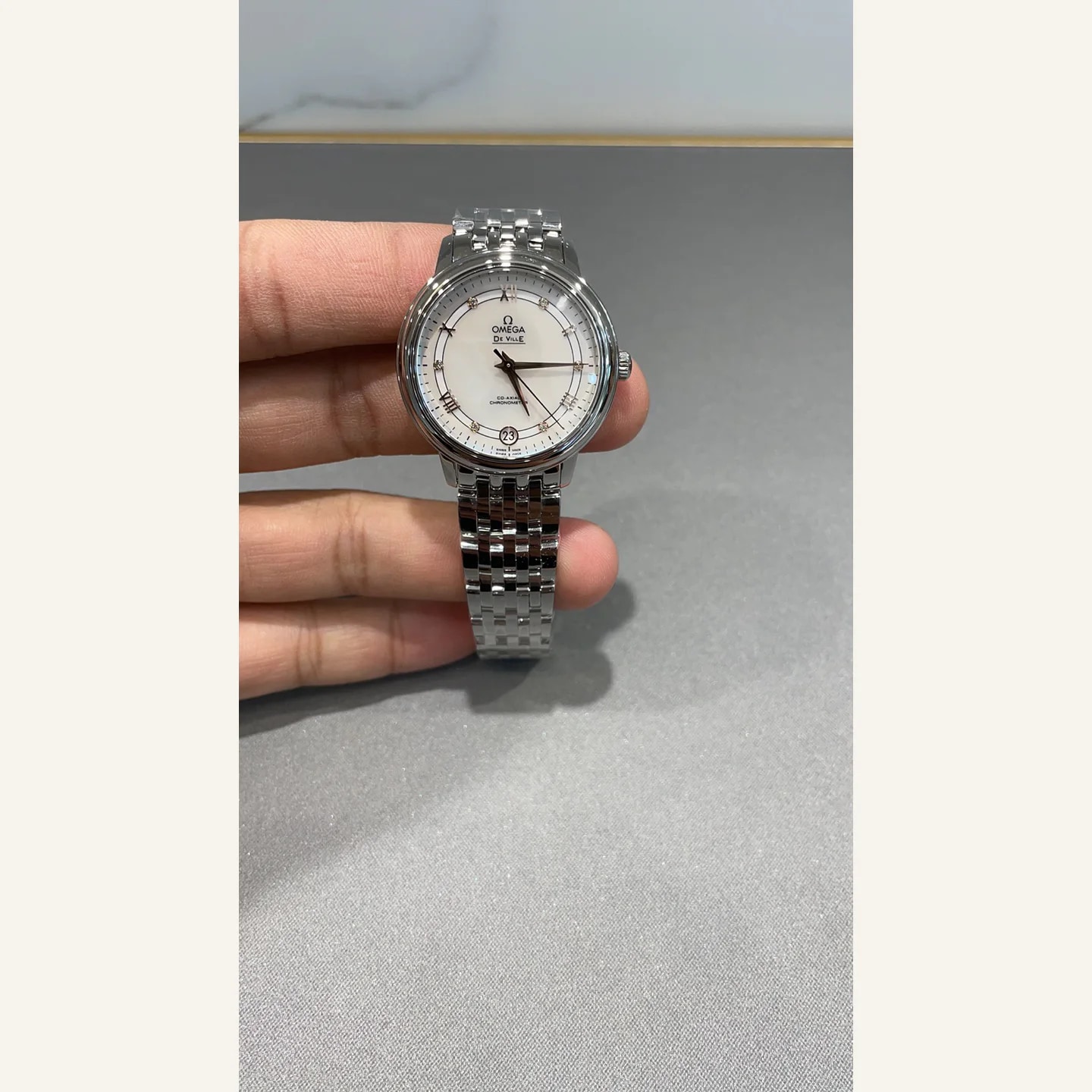 Omega De Ville