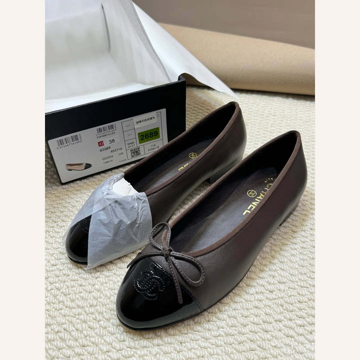 CHANEL Cap-toe Ballerina