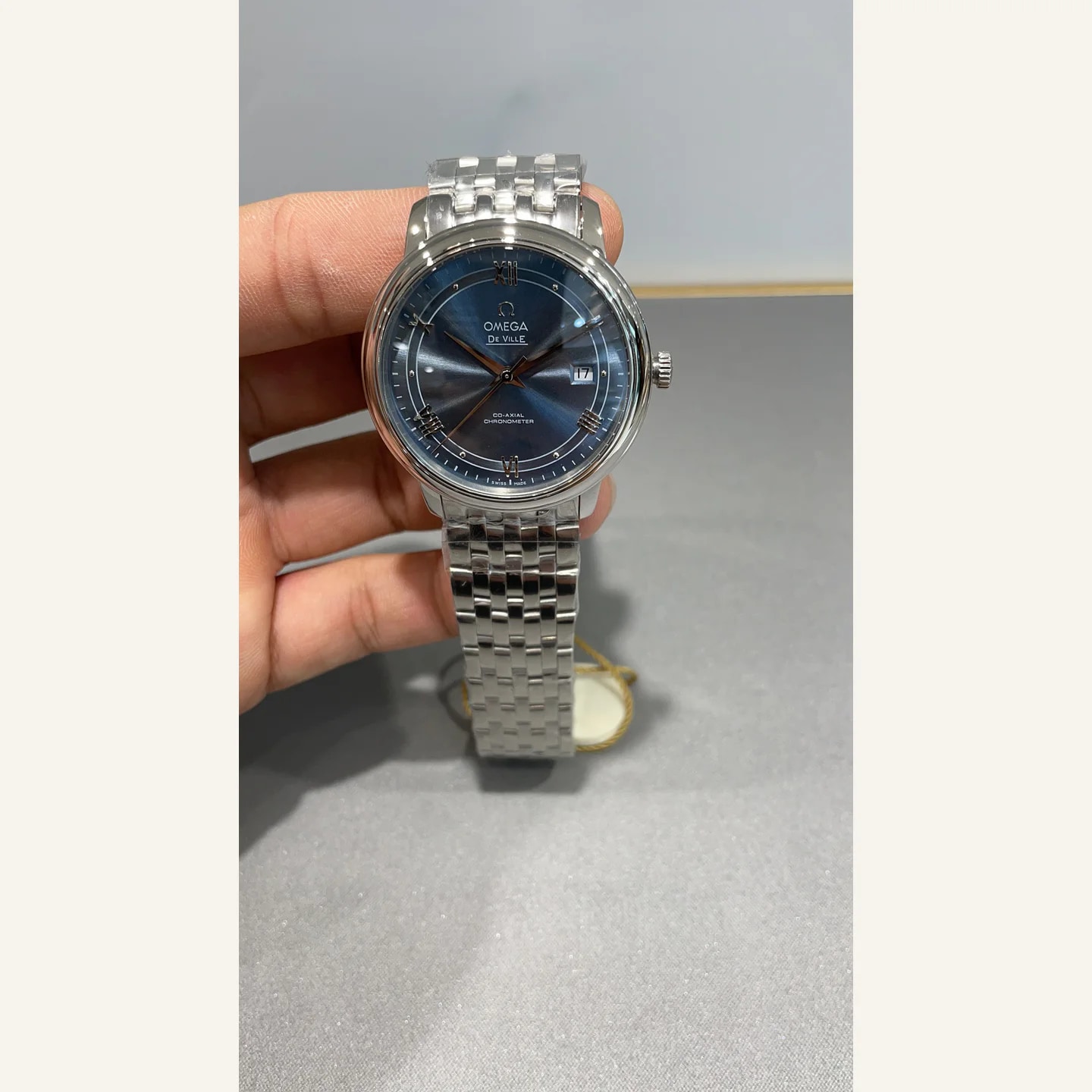 Omega De Ville