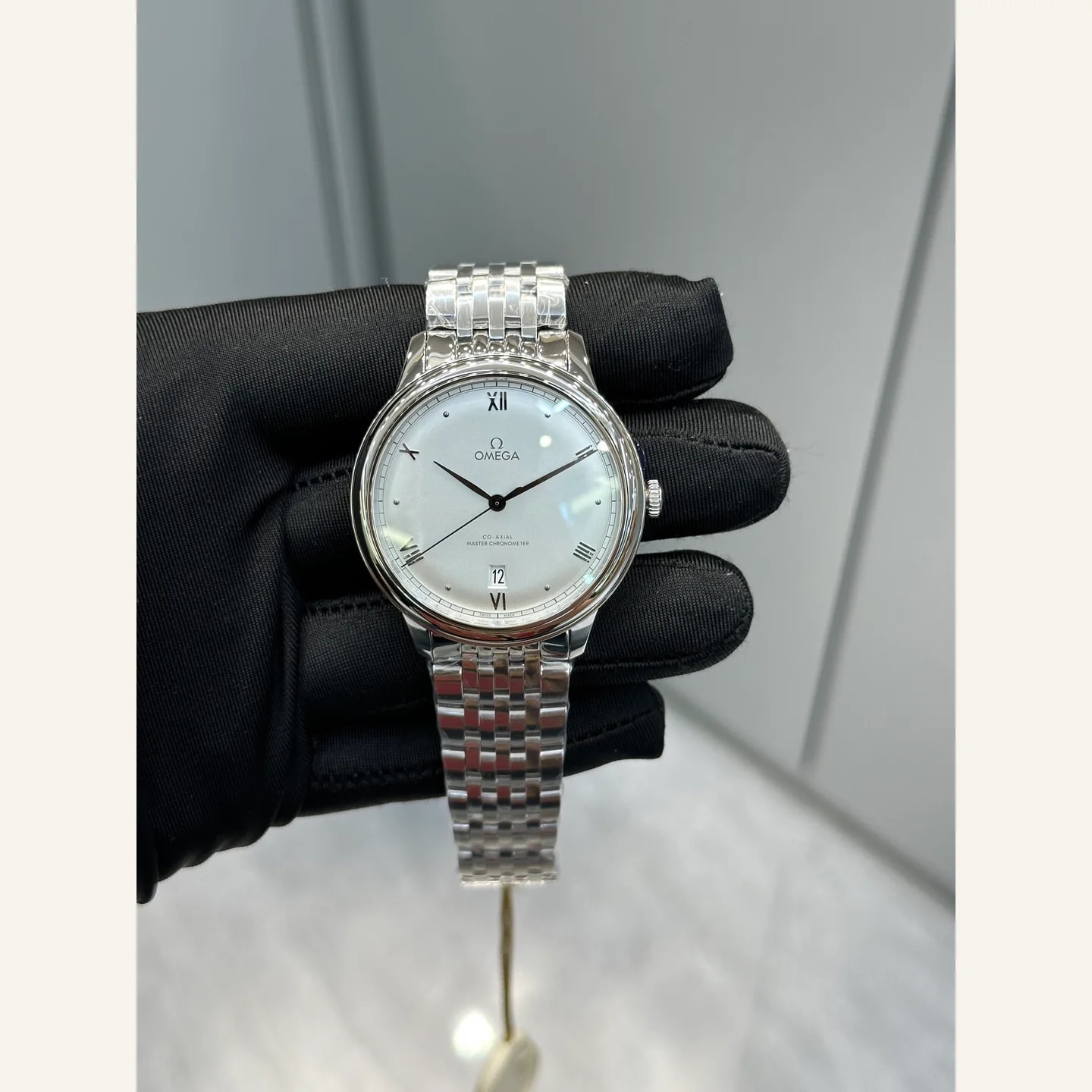 Omega De Ville