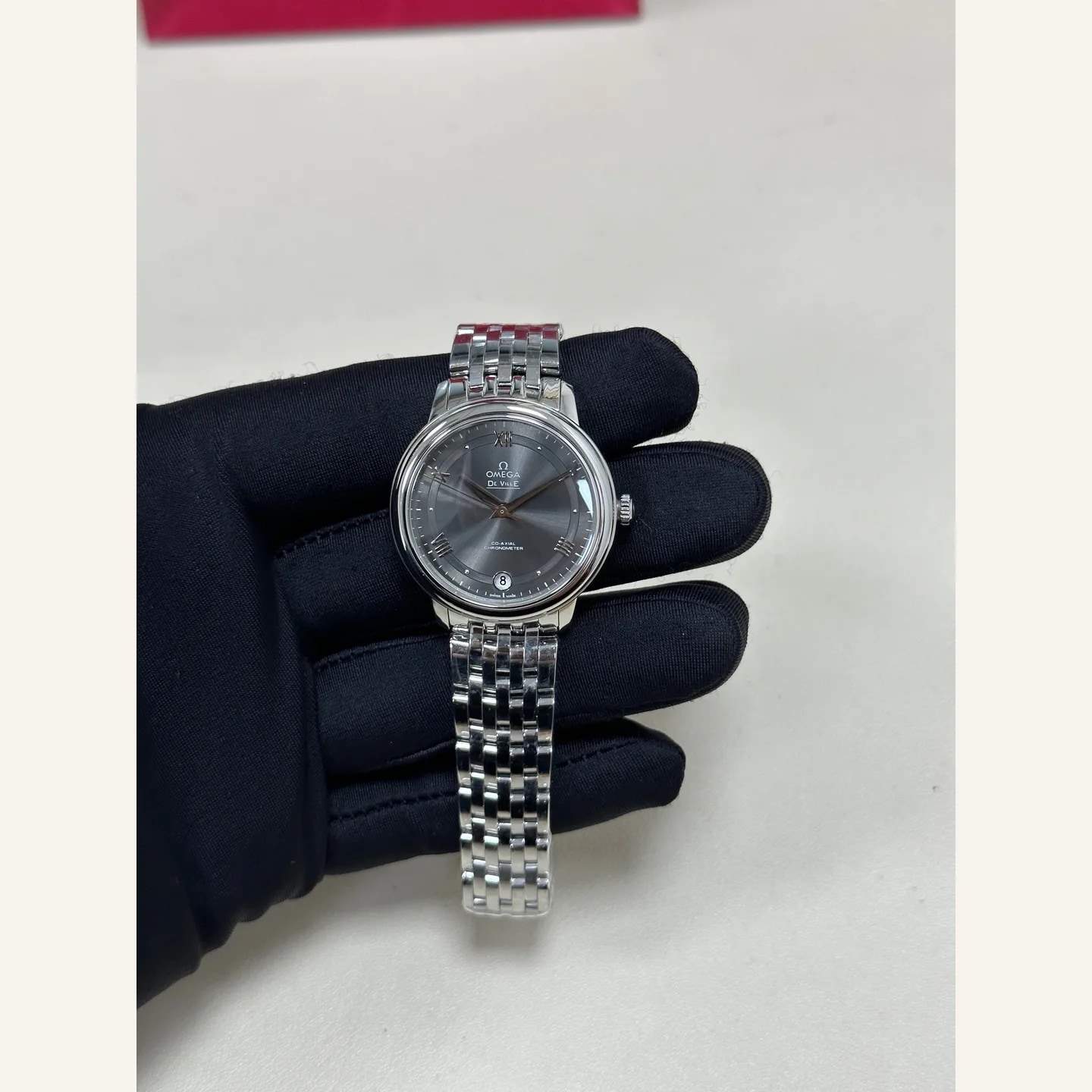 Omega De Ville