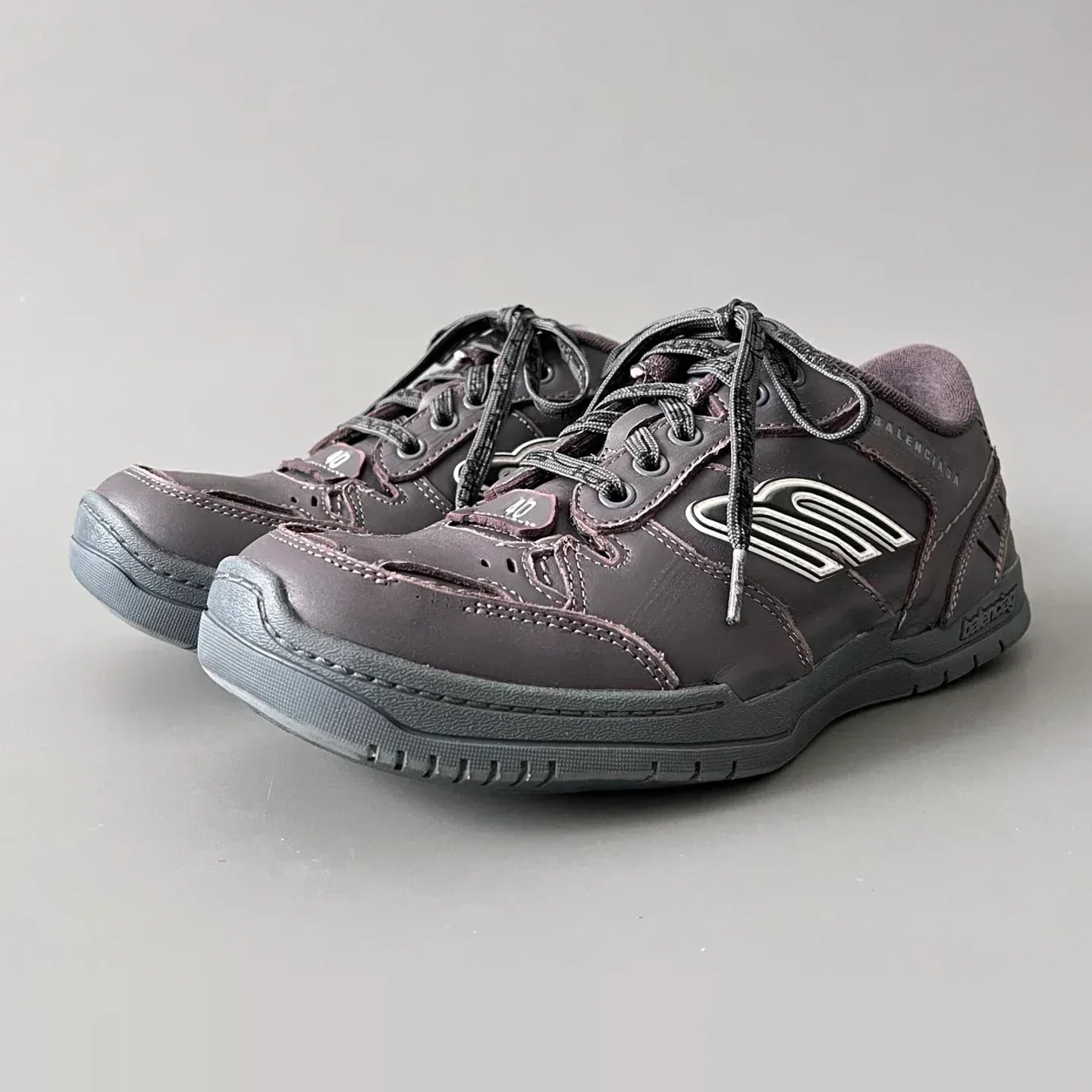 Balenciaga Hamptons Worn-Out Sneaker