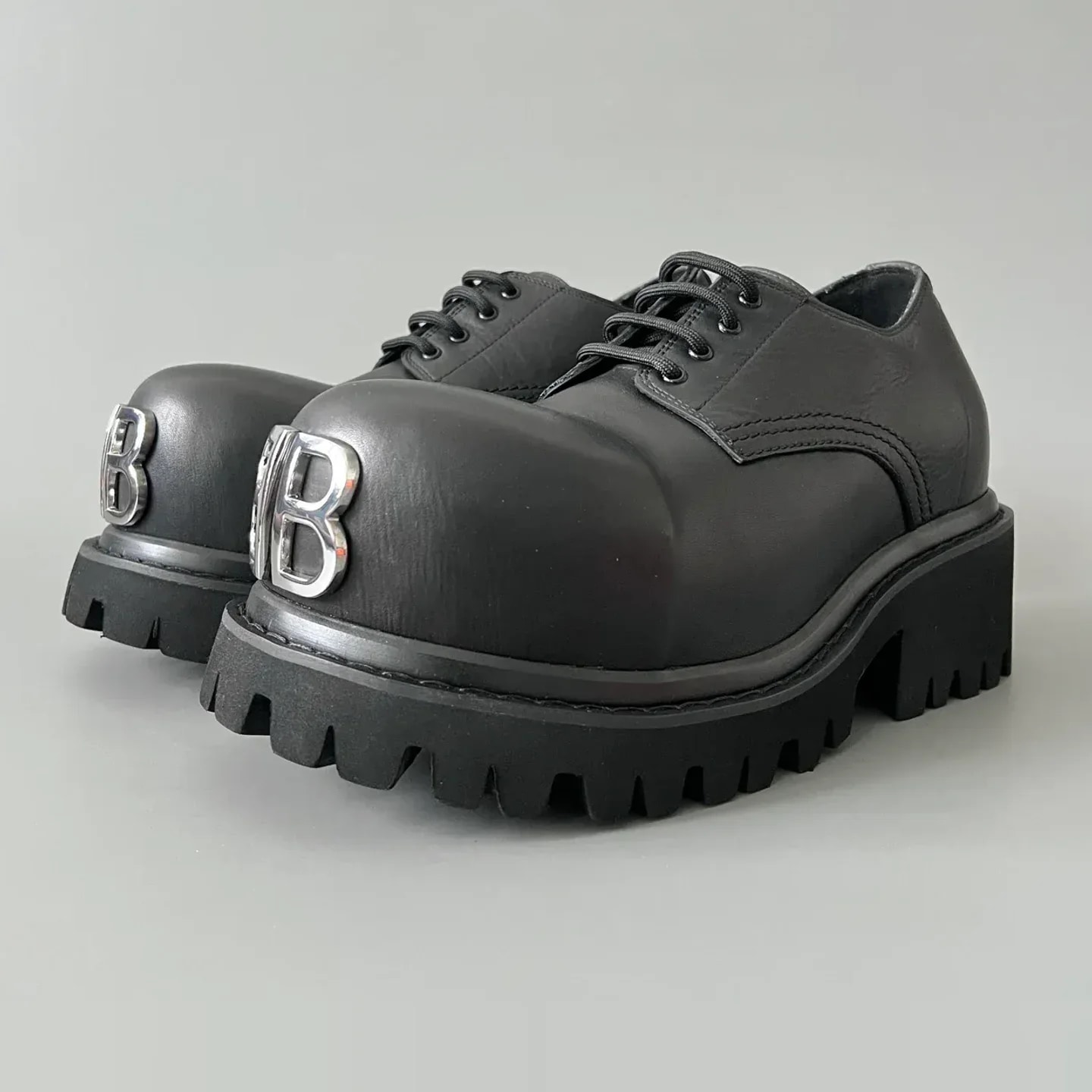 Balenciaga Stomper Derby